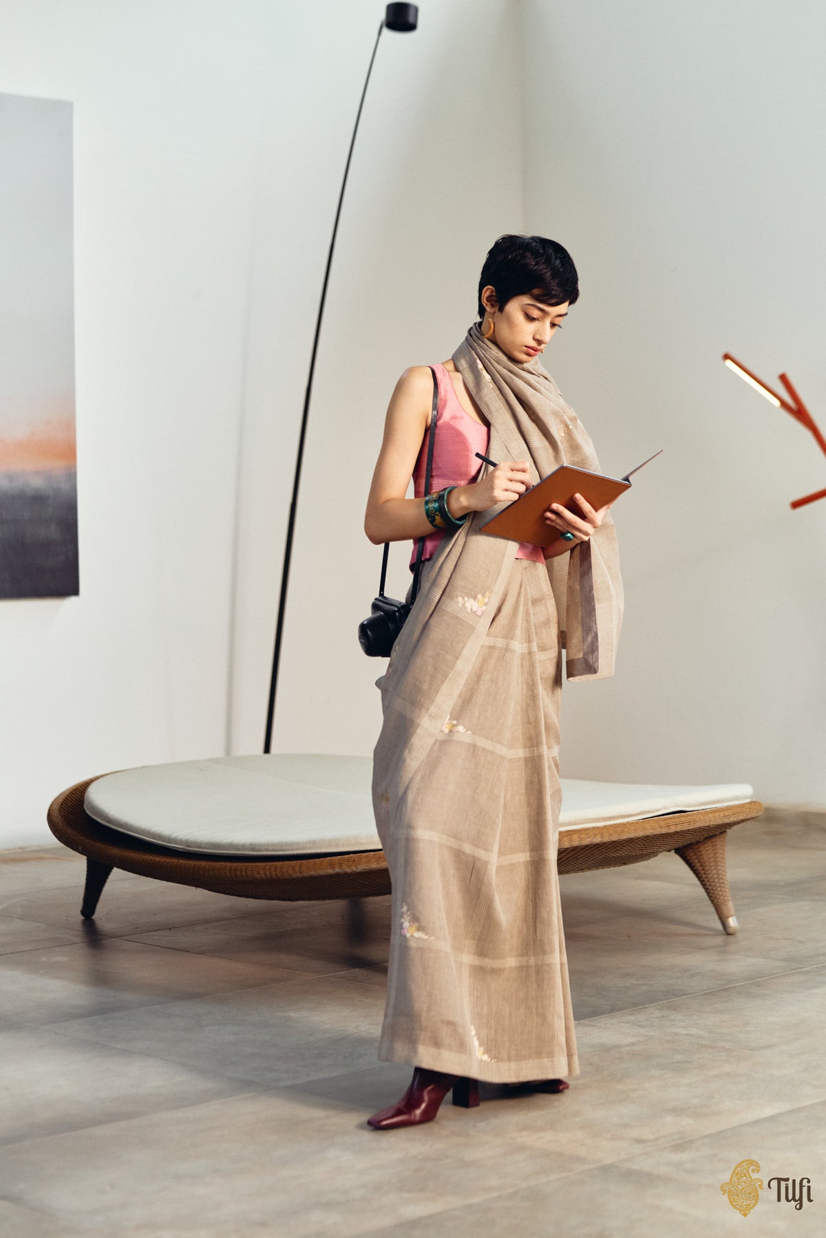 'Nilima' Taupe Pure Cotton Linen Banarasi Handloom Saree