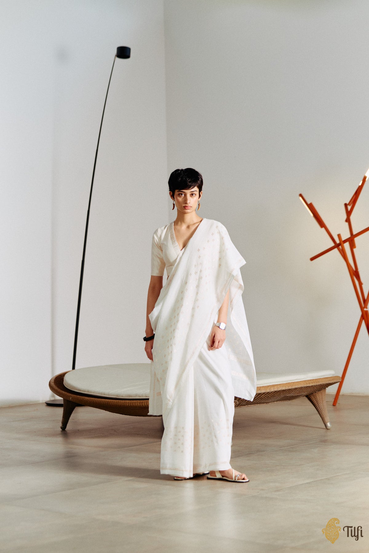 'Amrita' White Pure Cotton Linen Banarasi Handloom Saree