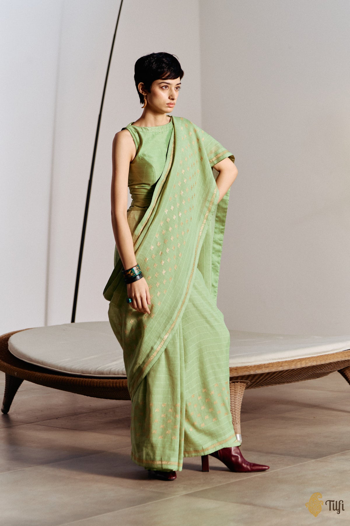 Pre-Order: 'Amrita' Green Pure Cotton Linen Banarasi Handloom Saree