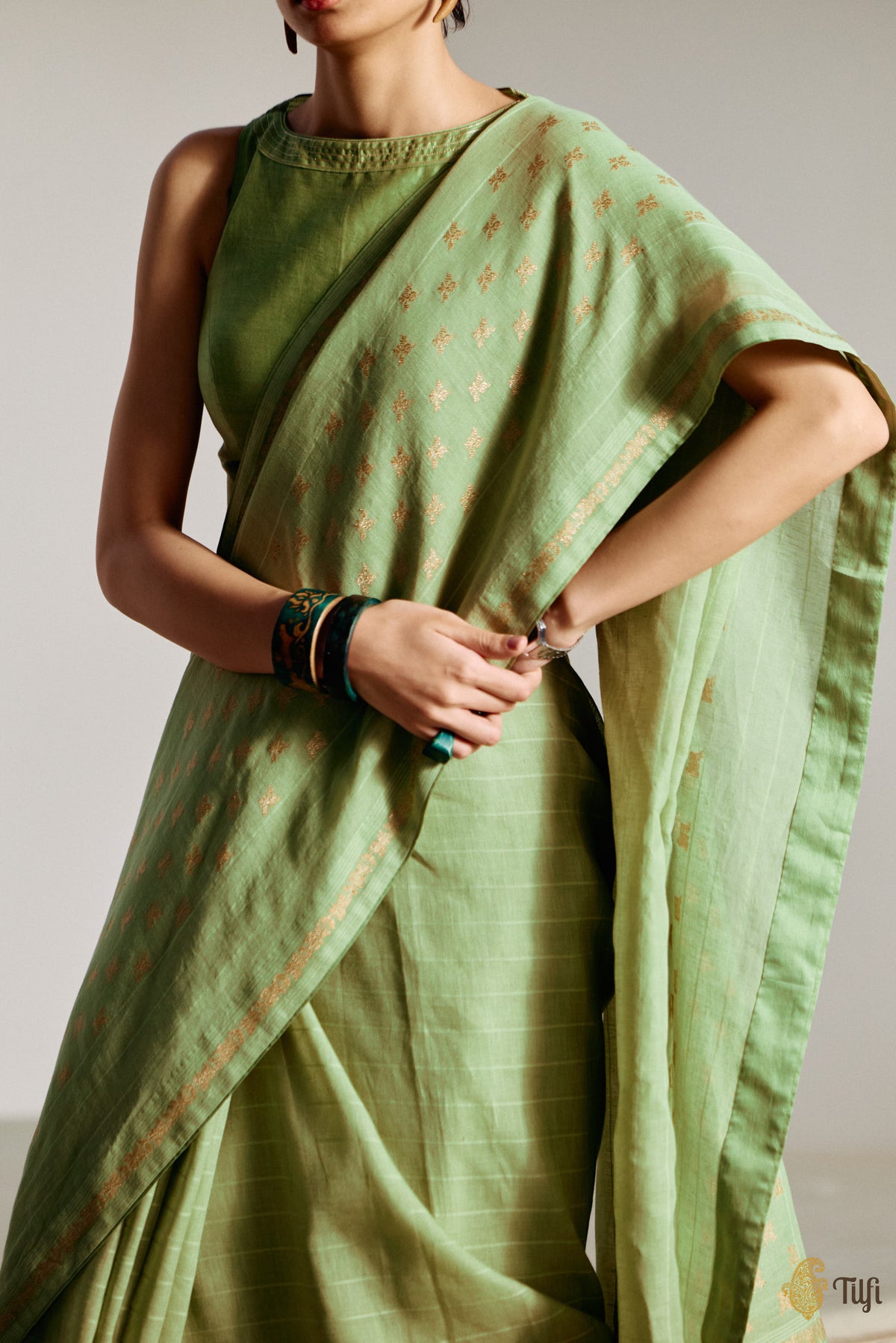 Pre-Order: 'Amrita' Green Pure Cotton Linen Banarasi Handloom Saree