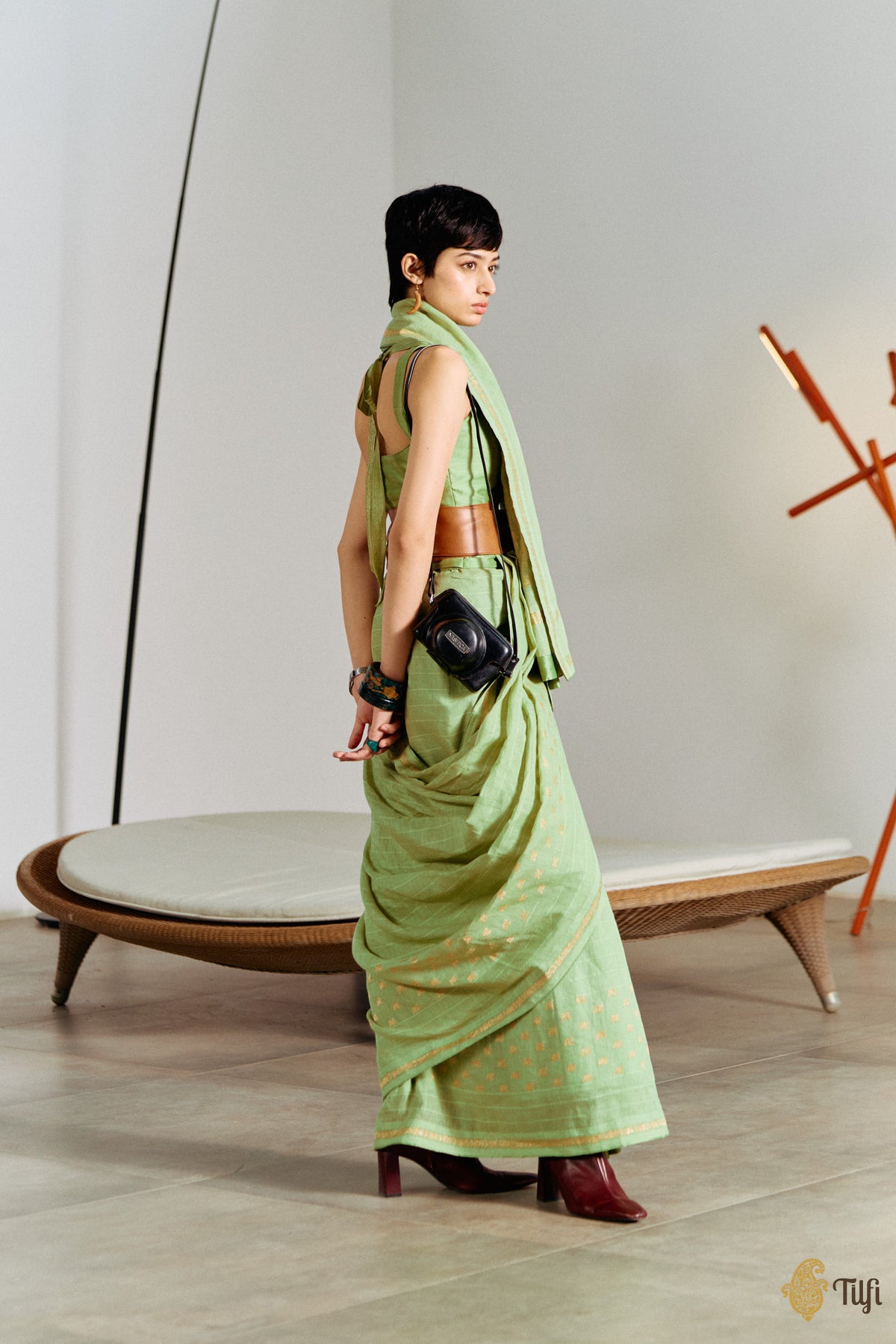 Pre-Order: 'Amrita' Green Pure Cotton Linen Banarasi Handloom Saree