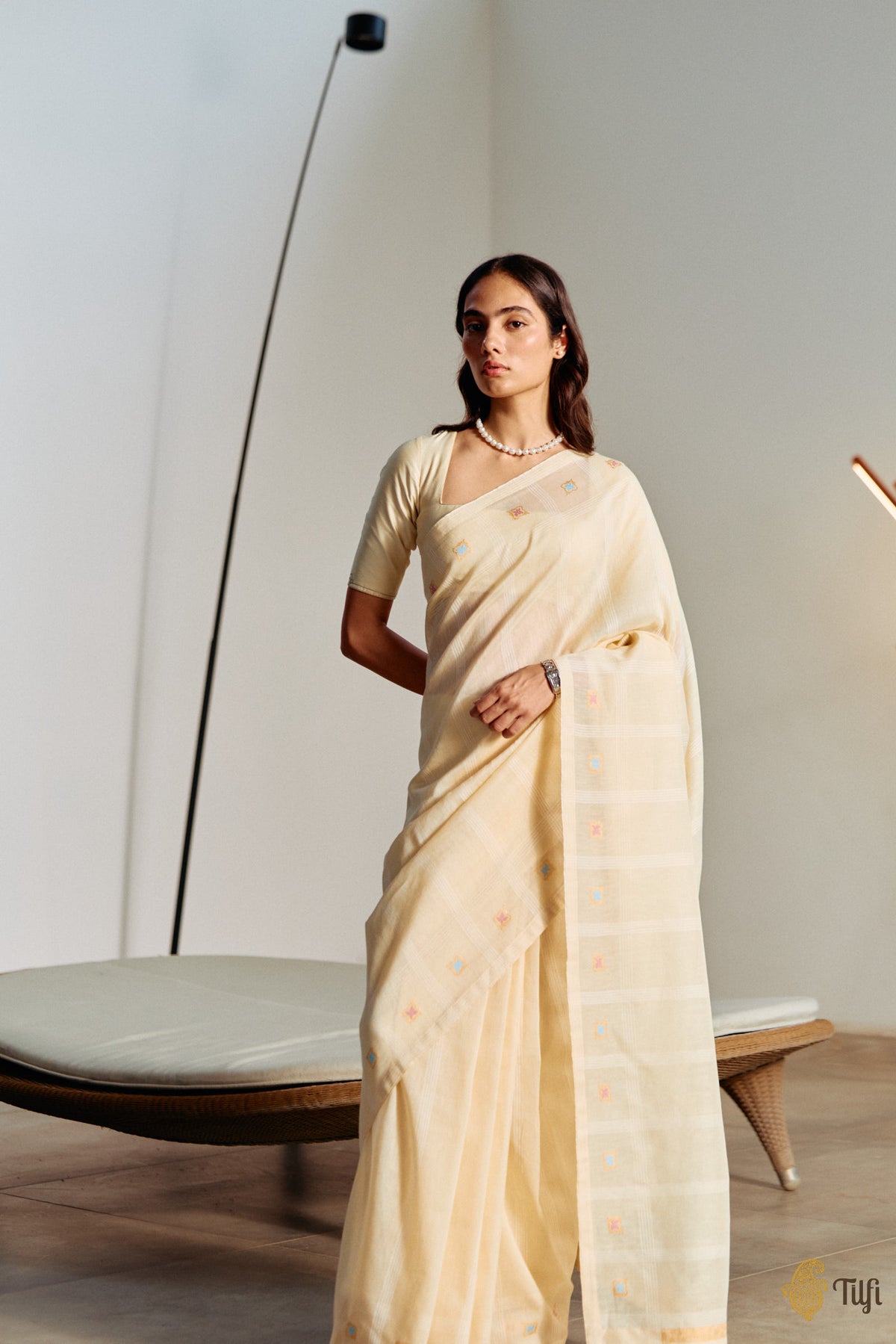 'Arpita' Cream Pure Cotton Linen Banarasi Handloom Saree