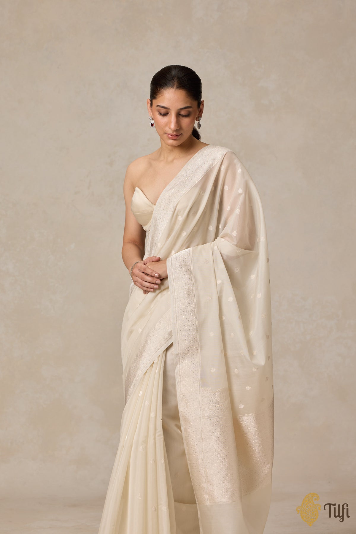 Pre-Order: Off-White Pure Kora by Cotton Banarasi Handloom Saree