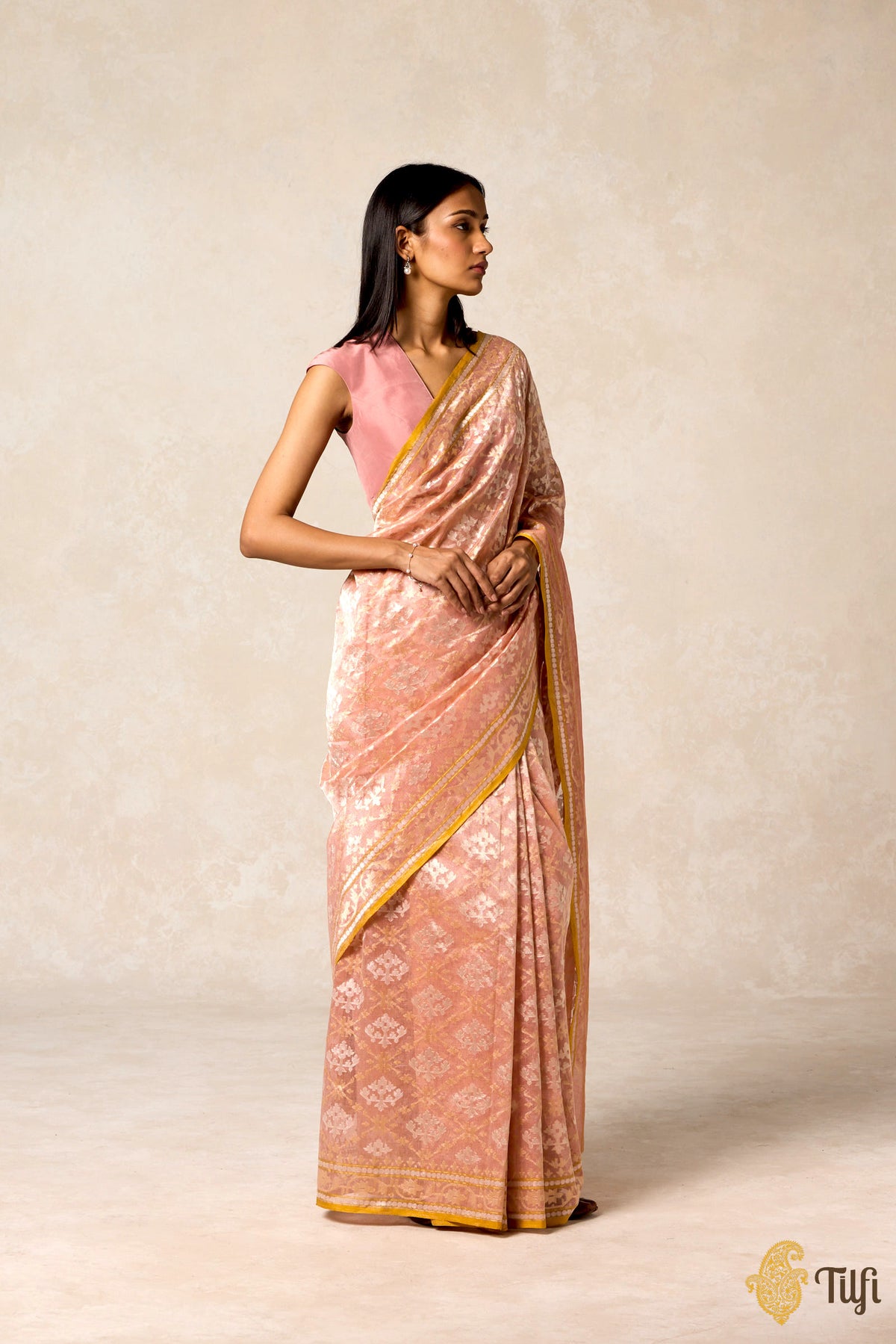 &#39;Kairavi&#39; Light Coral Peach Pure Cotton Tissue Real Zari Banarasi Handloom Saree