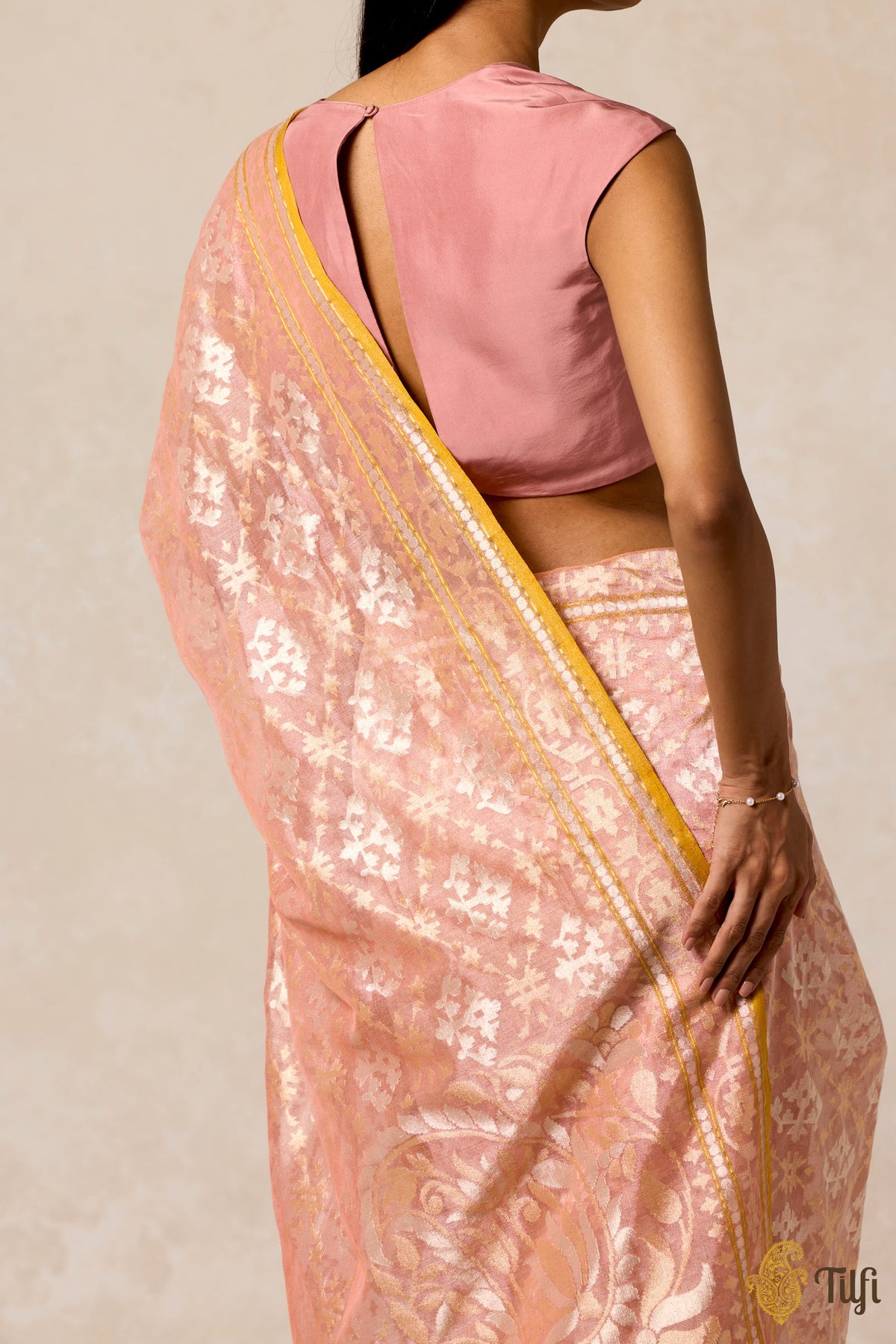 &#39;Kairavi&#39; Light Coral Peach Pure Cotton Tissue Real Zari Banarasi Handloom Saree