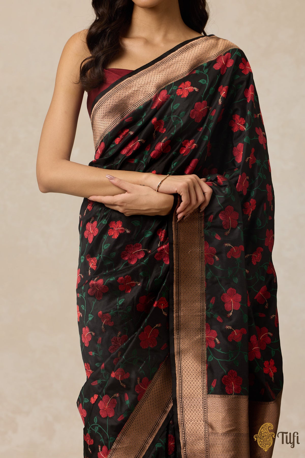 &#39;Hibiscus&#39; Black Pure Katan Silk Banarasi Handloom Saree