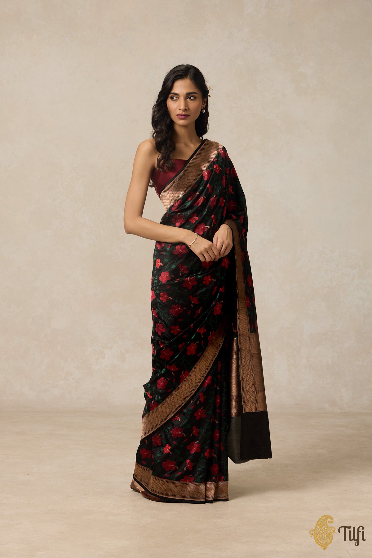 &#39;Hibiscus&#39; Black Pure Katan Silk Banarasi Handloom Saree