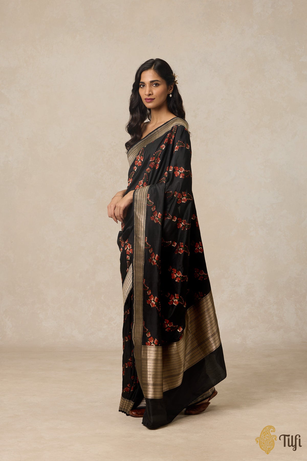 &#39;Gulmohar&#39; Black Pure Katan Silk Banarasi Handloom Saree