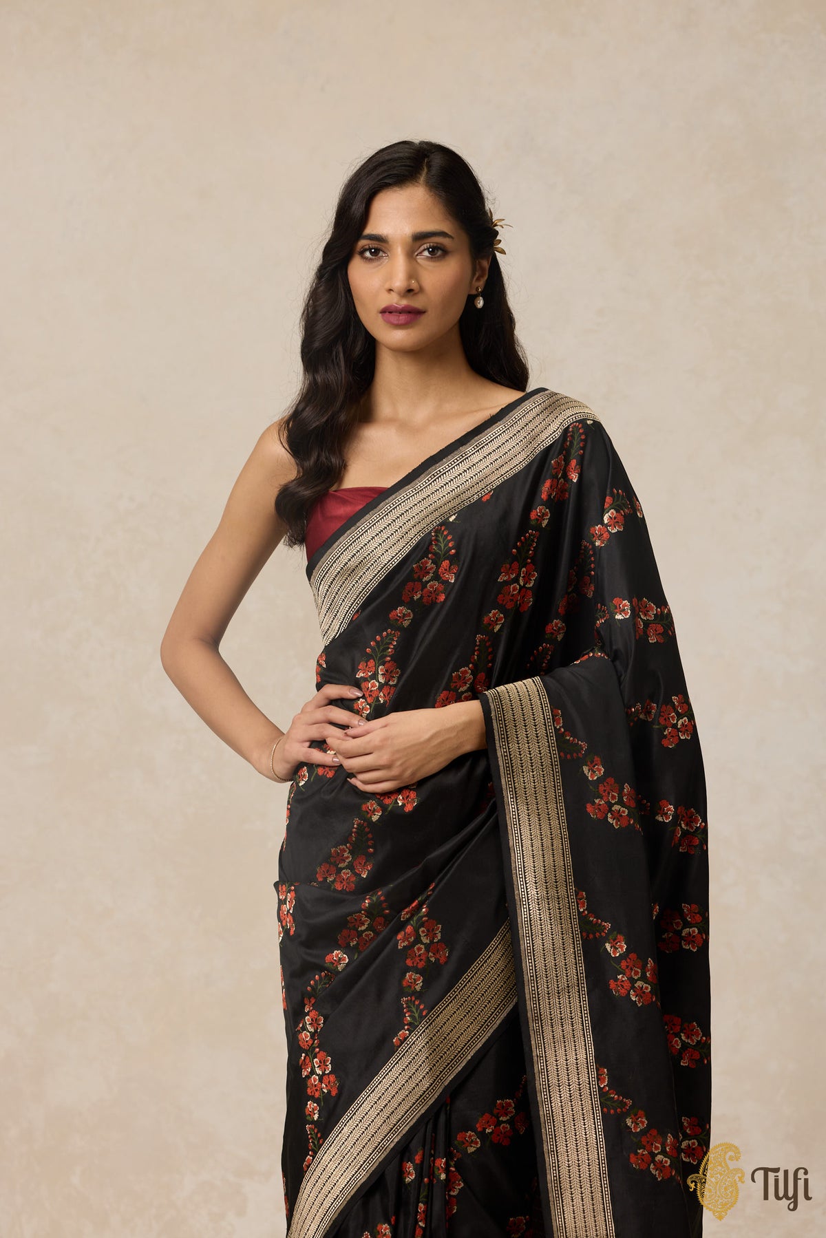 &#39;Gulmohar&#39; Black Pure Katan Silk Banarasi Handloom Saree