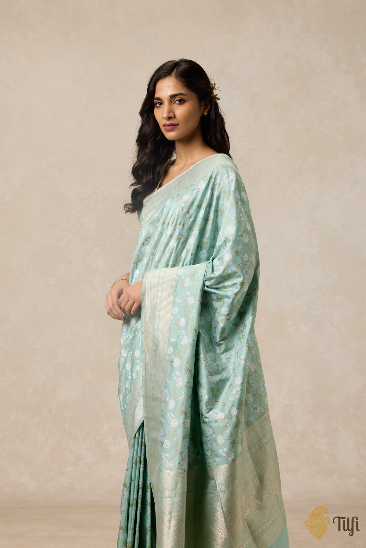 &#39;Jasmine&#39; Baby Blue Pure Katan Silk Banarasi Handloom Saree