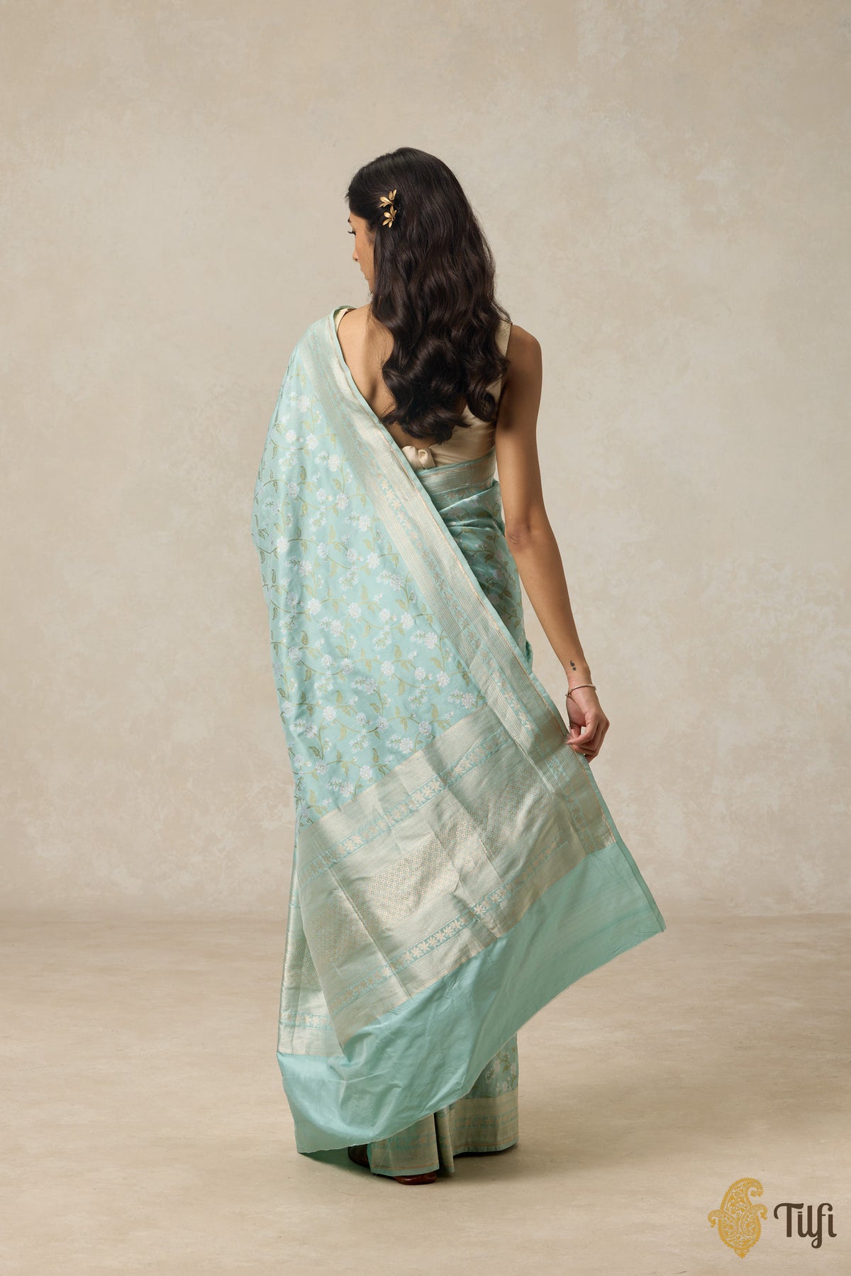 &#39;Jasmine&#39; Baby Blue Pure Katan Silk Banarasi Handloom Saree