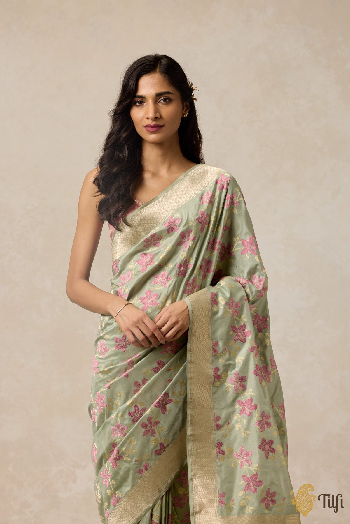 &#39;Kachnar&#39; Pastel Sage Pure Katan Silk Banarasi Handloom Saree