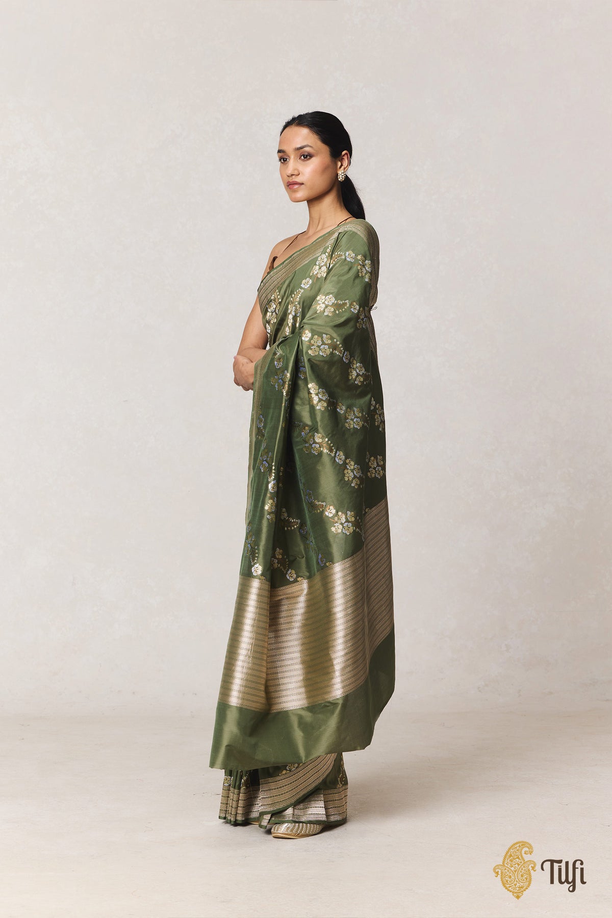 Pre-Order: 'Gulmohar' Green Pure Katan Silk Banarasi Handloom Saree