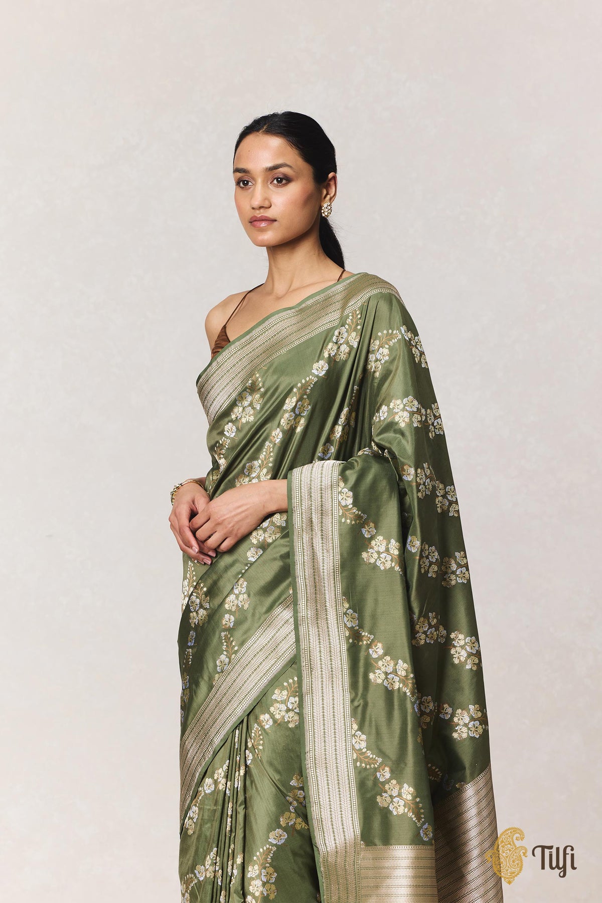 Pre-Order: 'Gulmohar' Green Pure Katan Silk Banarasi Handloom Saree