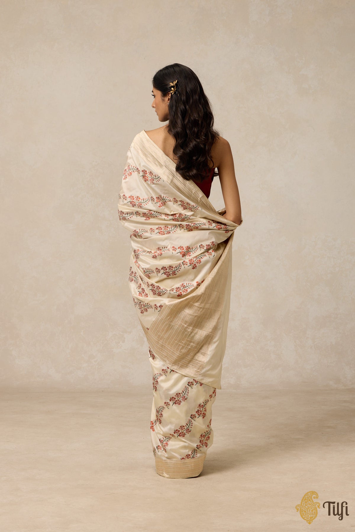 &#39;Gulmohar&#39; Off White Pure Katan Silk Banarasi Handloom Saree