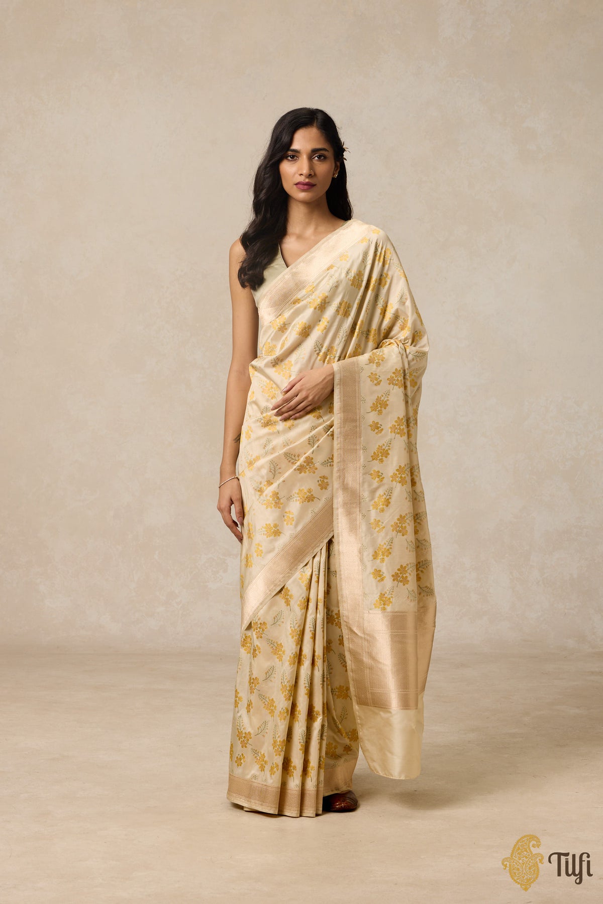 Pre-Order: &#39;Amaltas&#39; Off White Pure Katan Silk Banarasi Handloom Saree