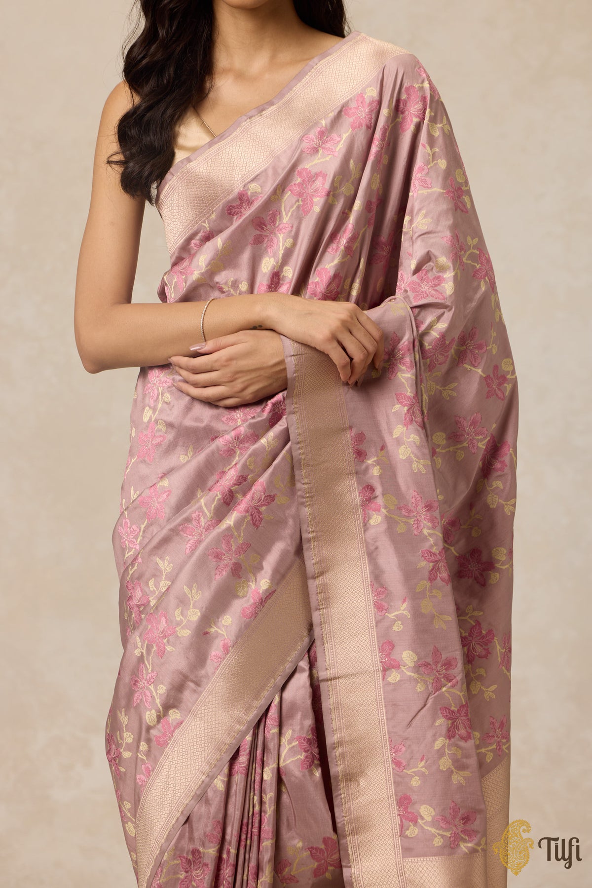 &#39;Kachnar&#39; Light Old Rose Pink Pure Katan Silk Banarasi Handloom Saree