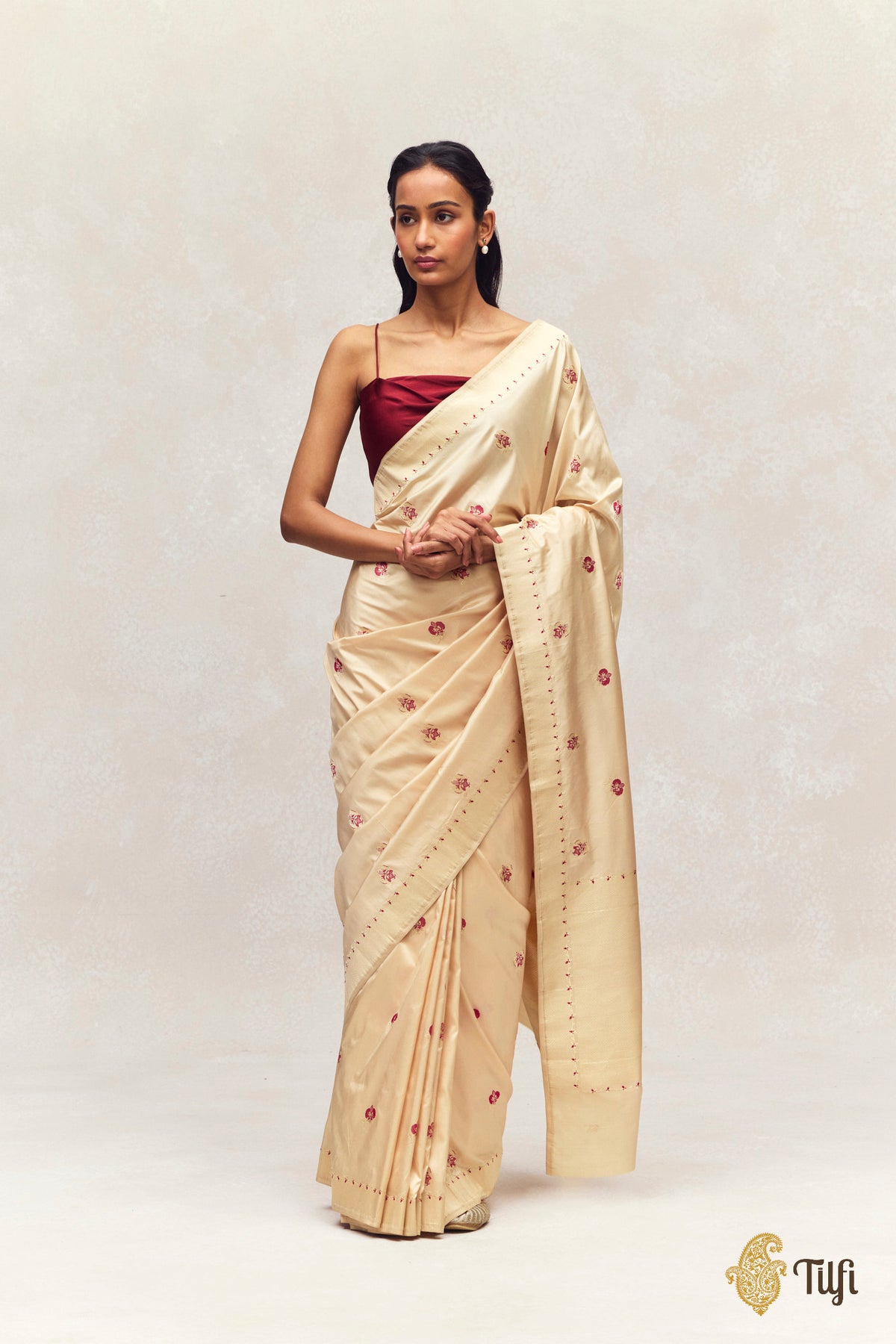 'Laelia' Light Beige Pure Katan Silk Banarasi Handloom Saree