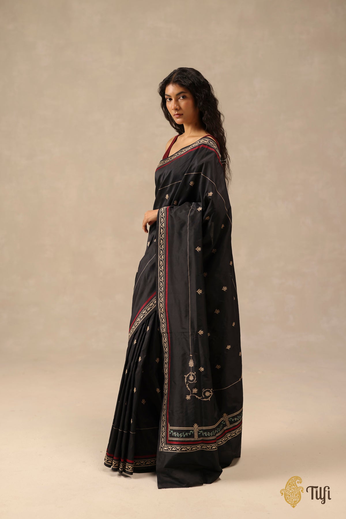 'Rosa' Black Pure Katan Gheecha Silk Banarasi Handloom Saree
