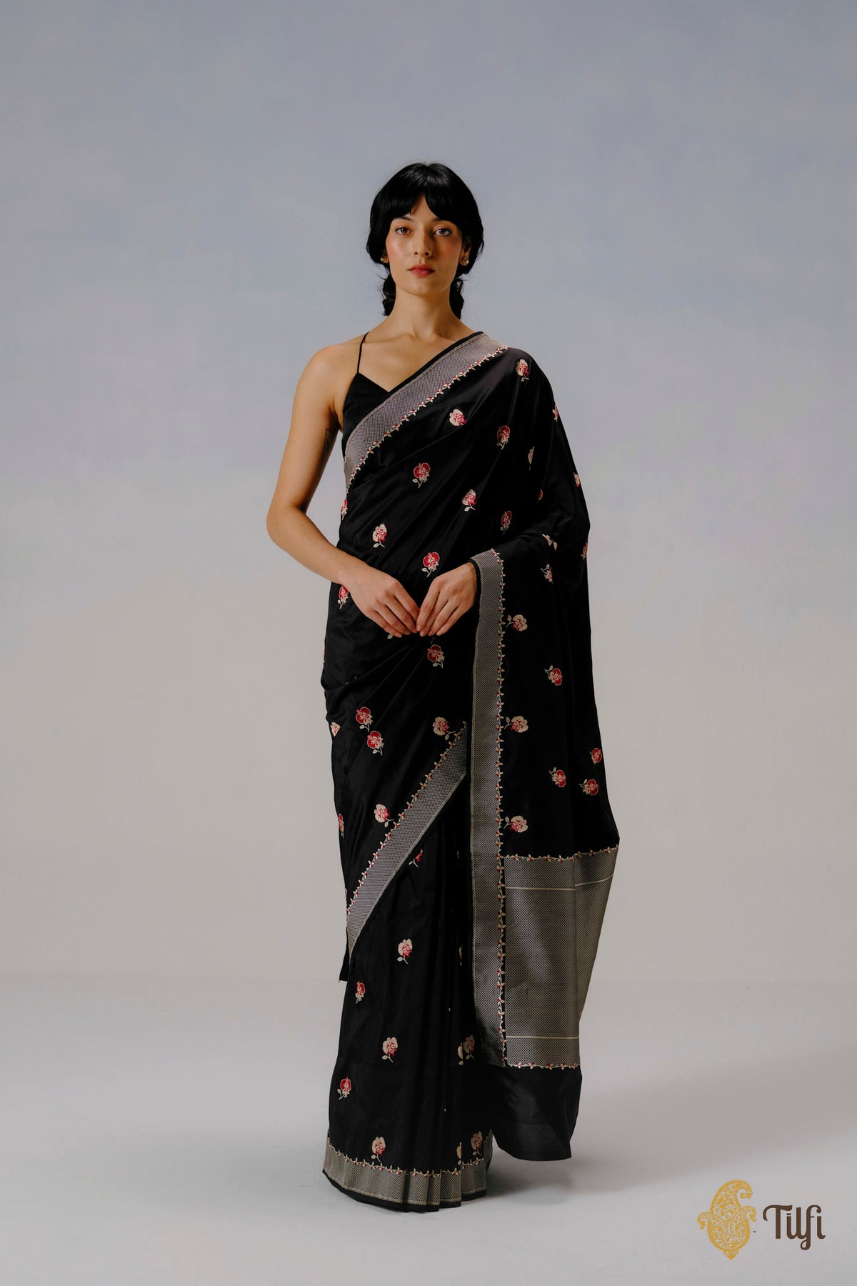 'Laelia' Black Pure Katan Silk Banarasi Handloom Saree