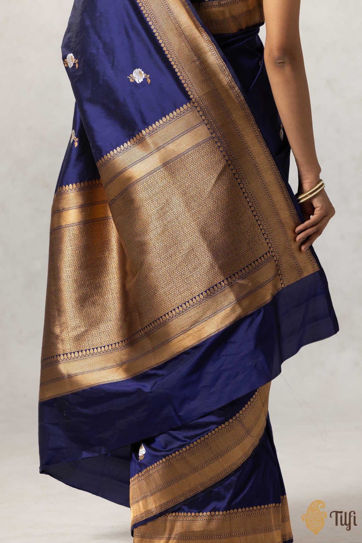 Navy Blue Pure Katan Silk Banarasi Handloom Saree