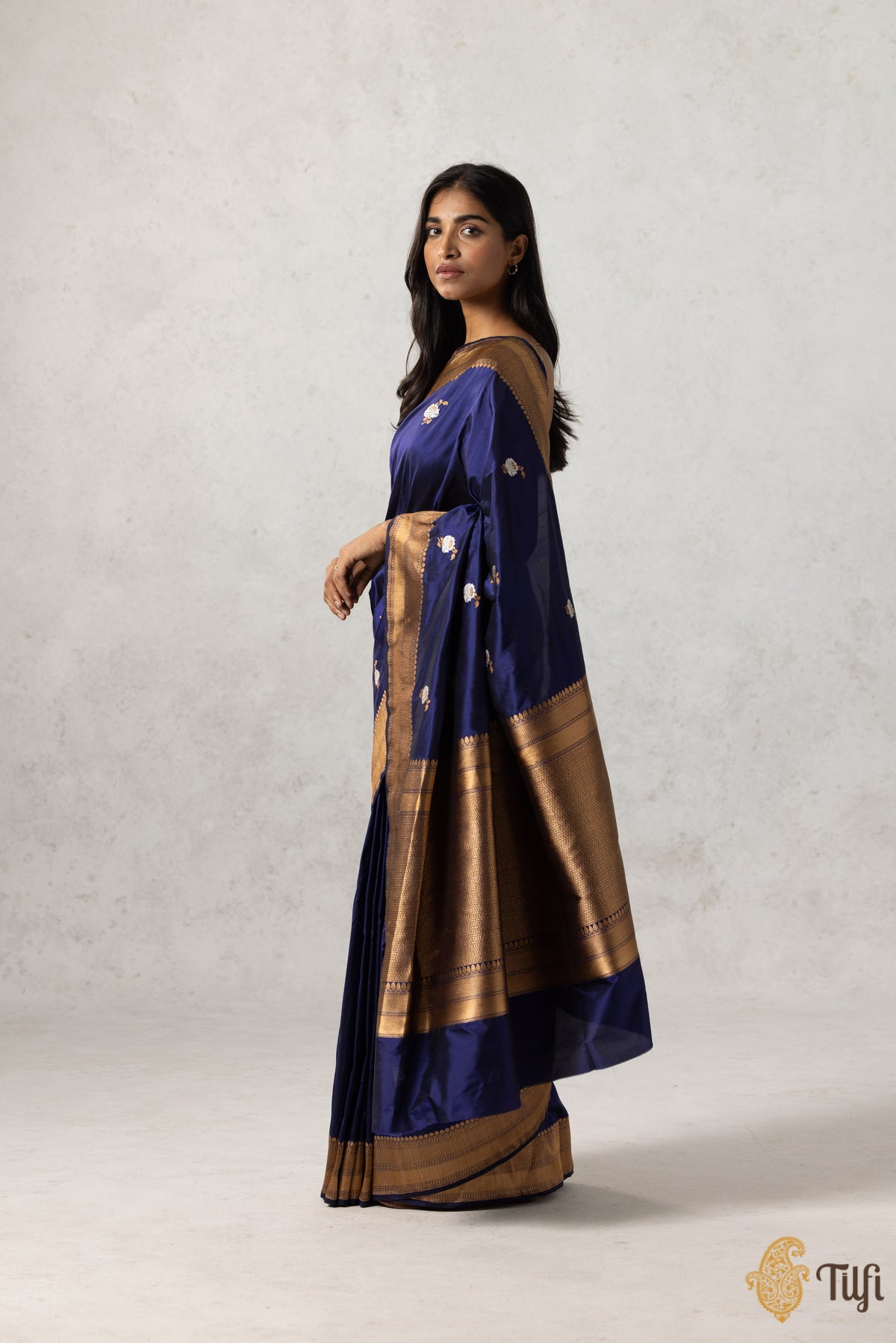 Navy Blue Pure Katan Silk Banarasi Handloom Saree