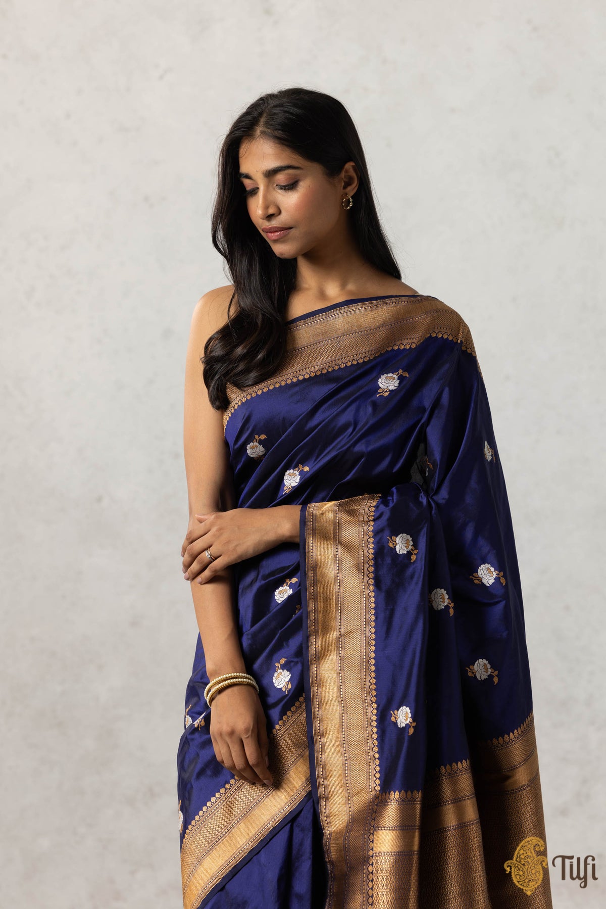 Navy Blue Pure Katan Silk Banarasi Handloom Saree