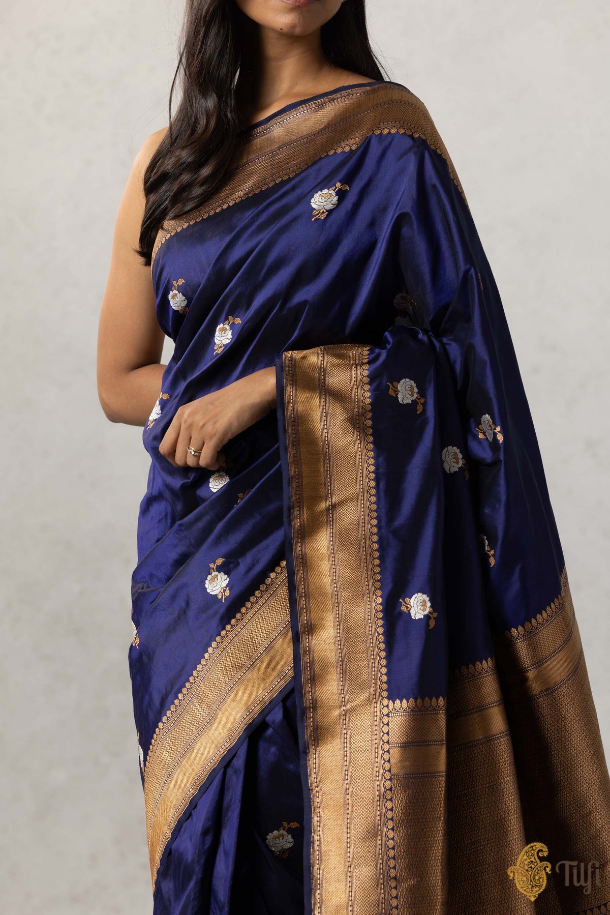 Navy Blue Pure Katan Silk Banarasi Handloom Saree