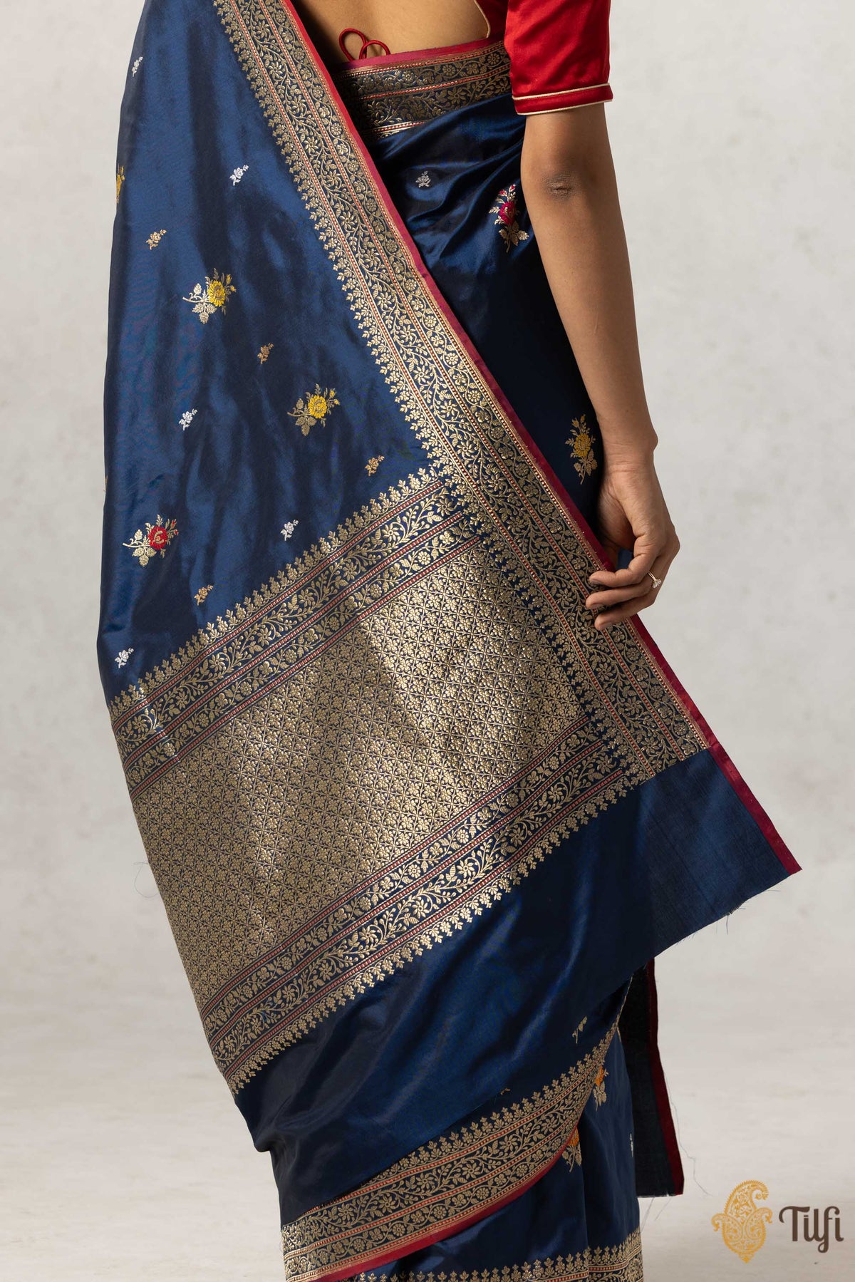 Navy Blue Pure Katan Silk Banarasi Handloom Saree