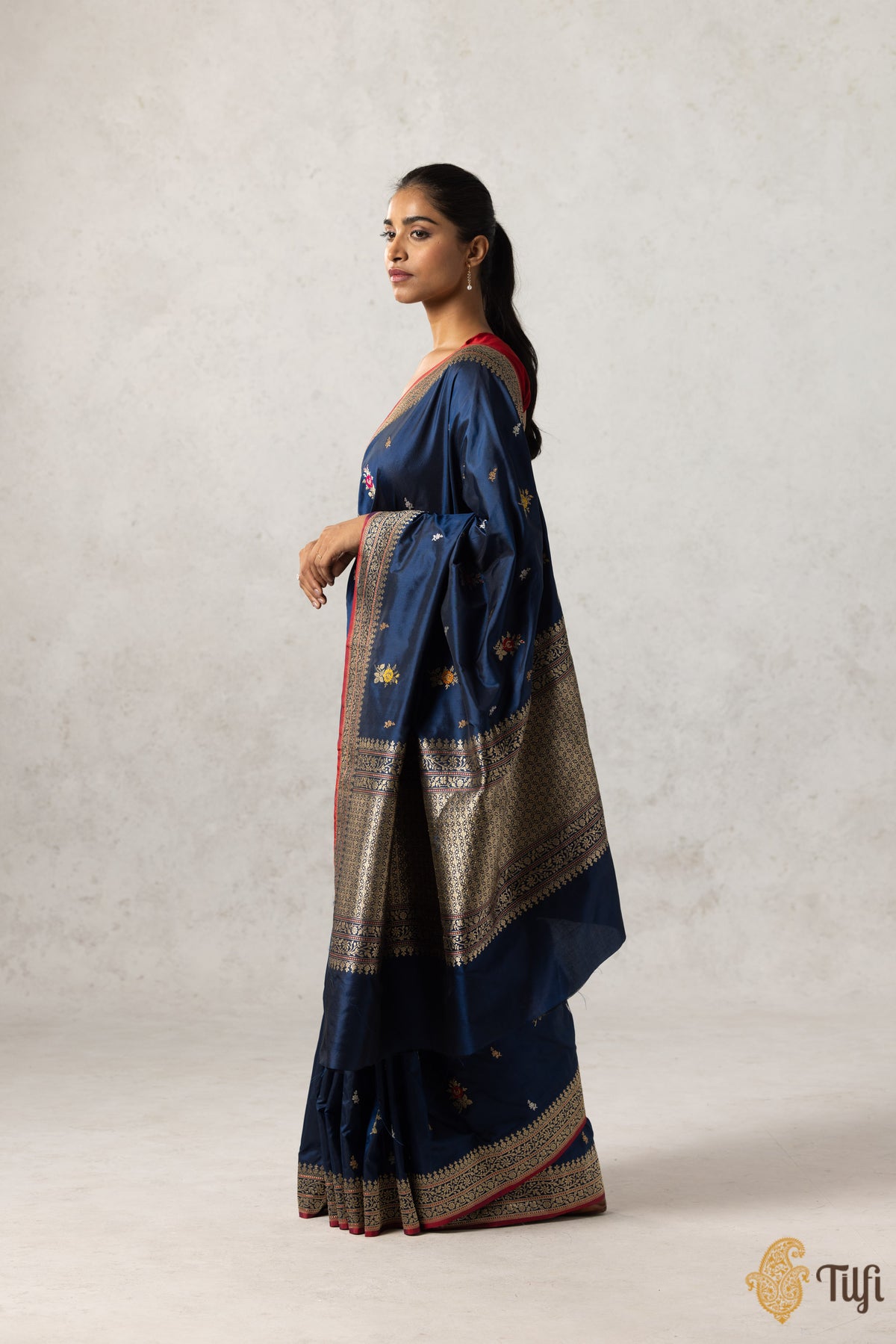 Navy Blue Pure Katan Silk Banarasi Handloom Saree