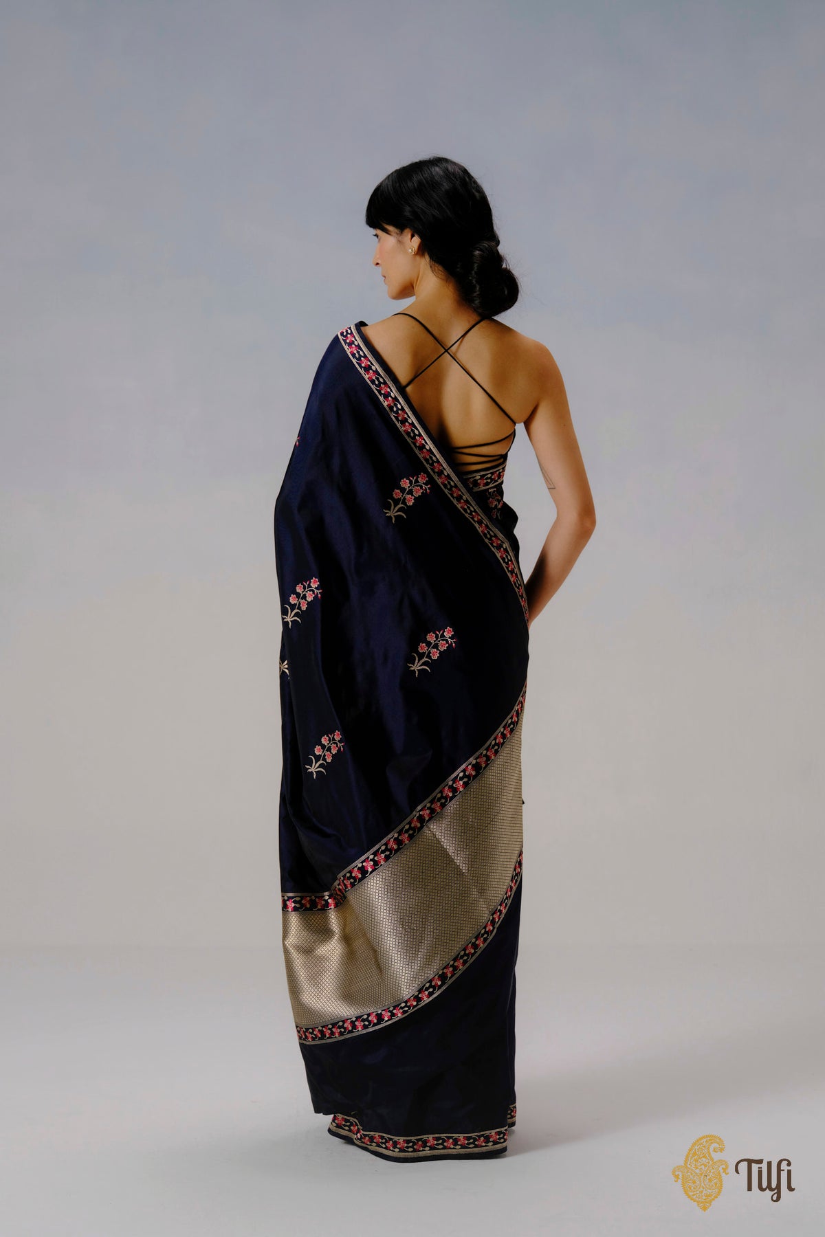 'Vanda' Navy Blue Pure Katan Silk Banarasi Handloom Saree