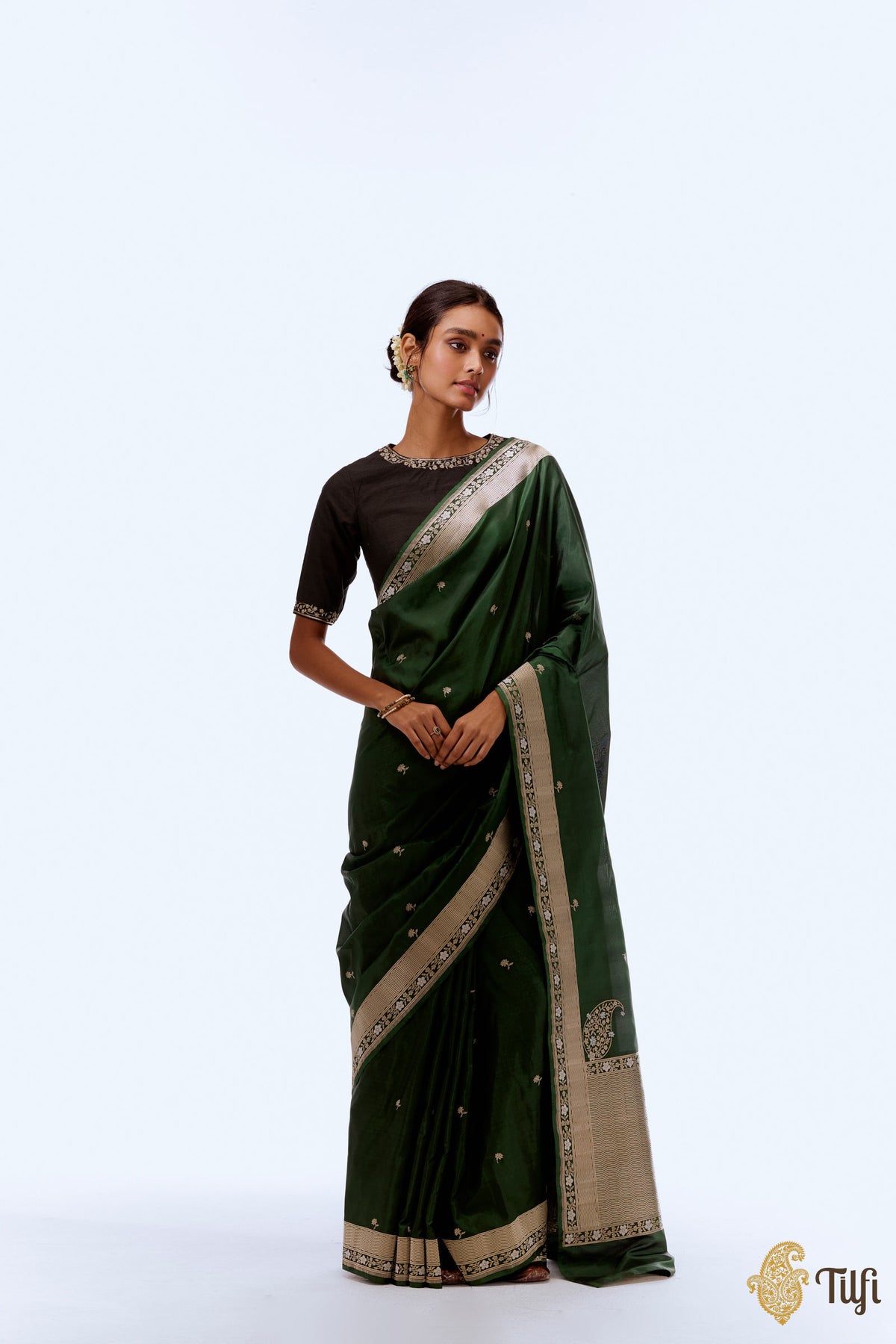 Pre-Order: &#39;Komal Abhisar&#39; Dark Green Pure Katan Silk Banarasi Handloom Saree