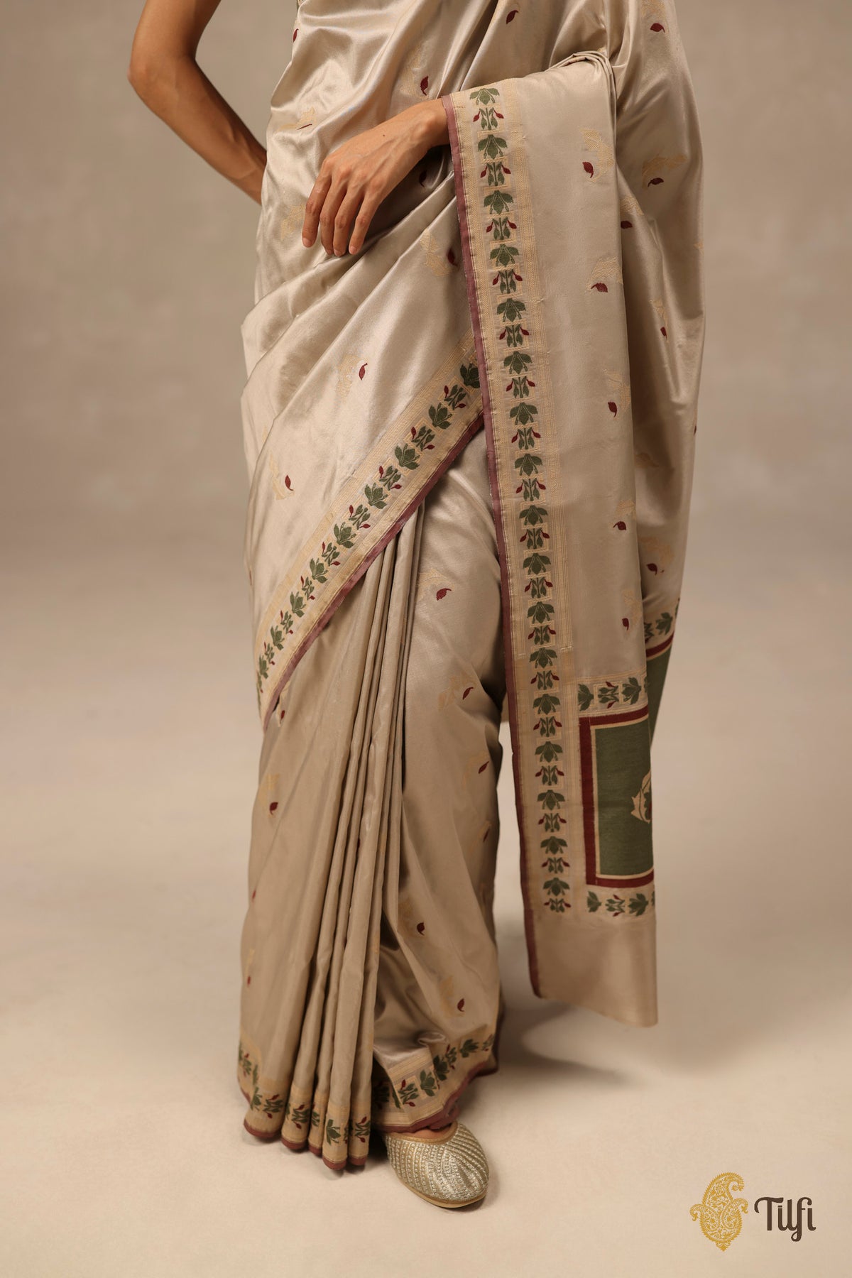 'Flora' Silver Grey Pure Katan Gheecha Silk Banarasi Handloom Saree