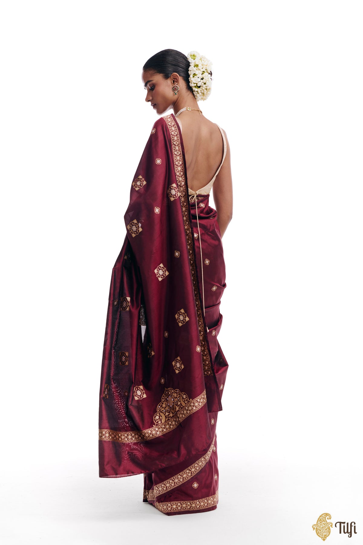 'Alaka' Maroon Pure Katan Silk Banarasi Handloom Saree