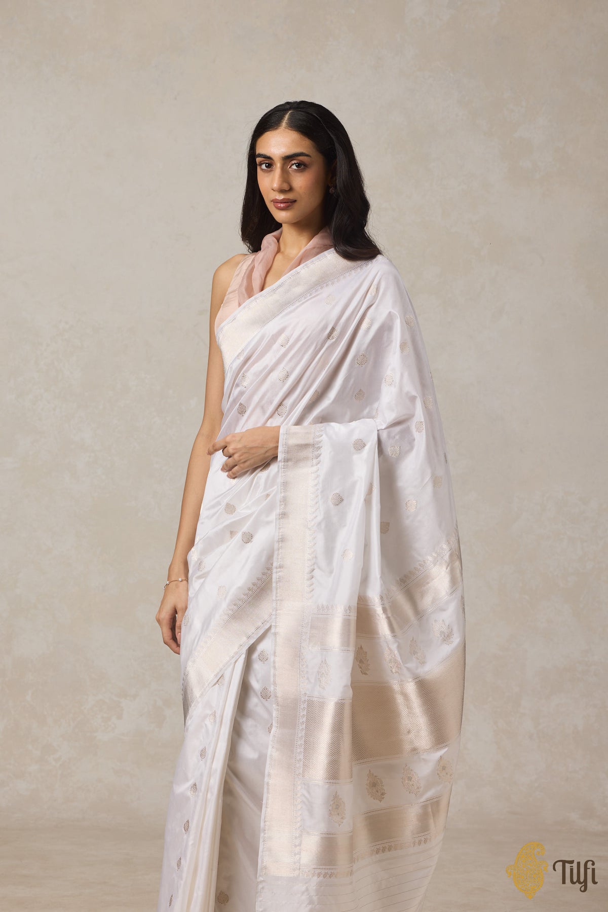 &#39;Katyayani&#39; White Pure Katan Silk Banarasi Handloom Saree