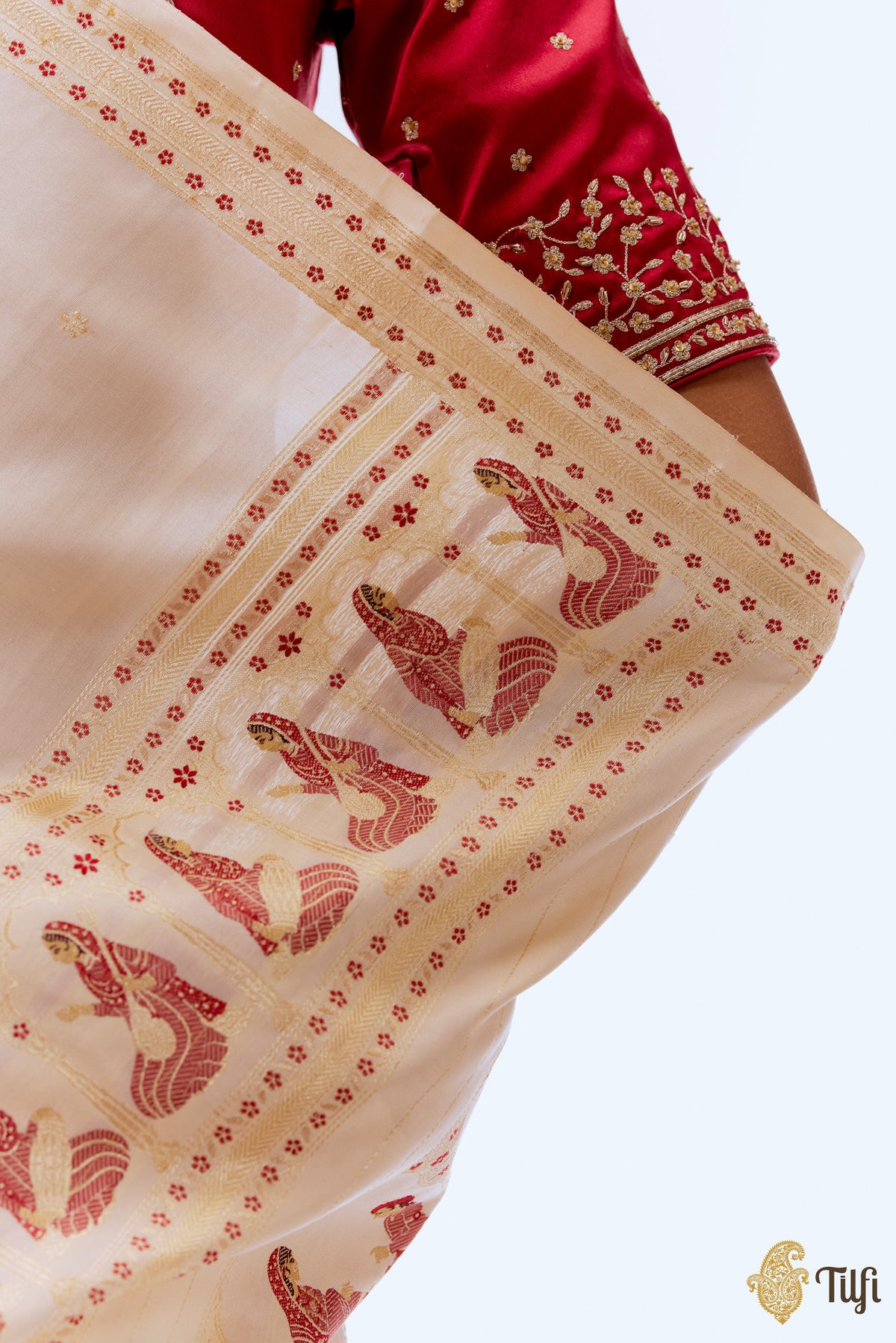 &#39;Charan Alamkara&#39; Off-White Pure Katan Silk Banarasi Handloom Saree