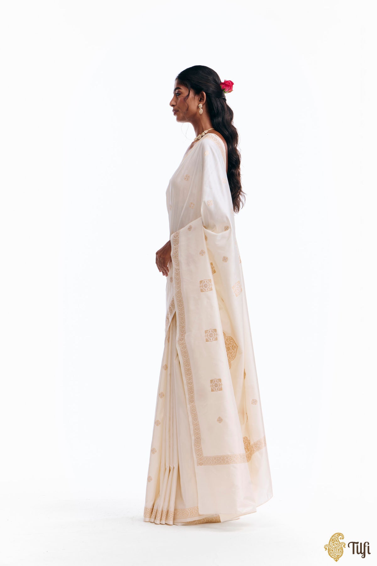 'Alaka' Off White Pure Katan Silk Banarasi Handloom Saree
