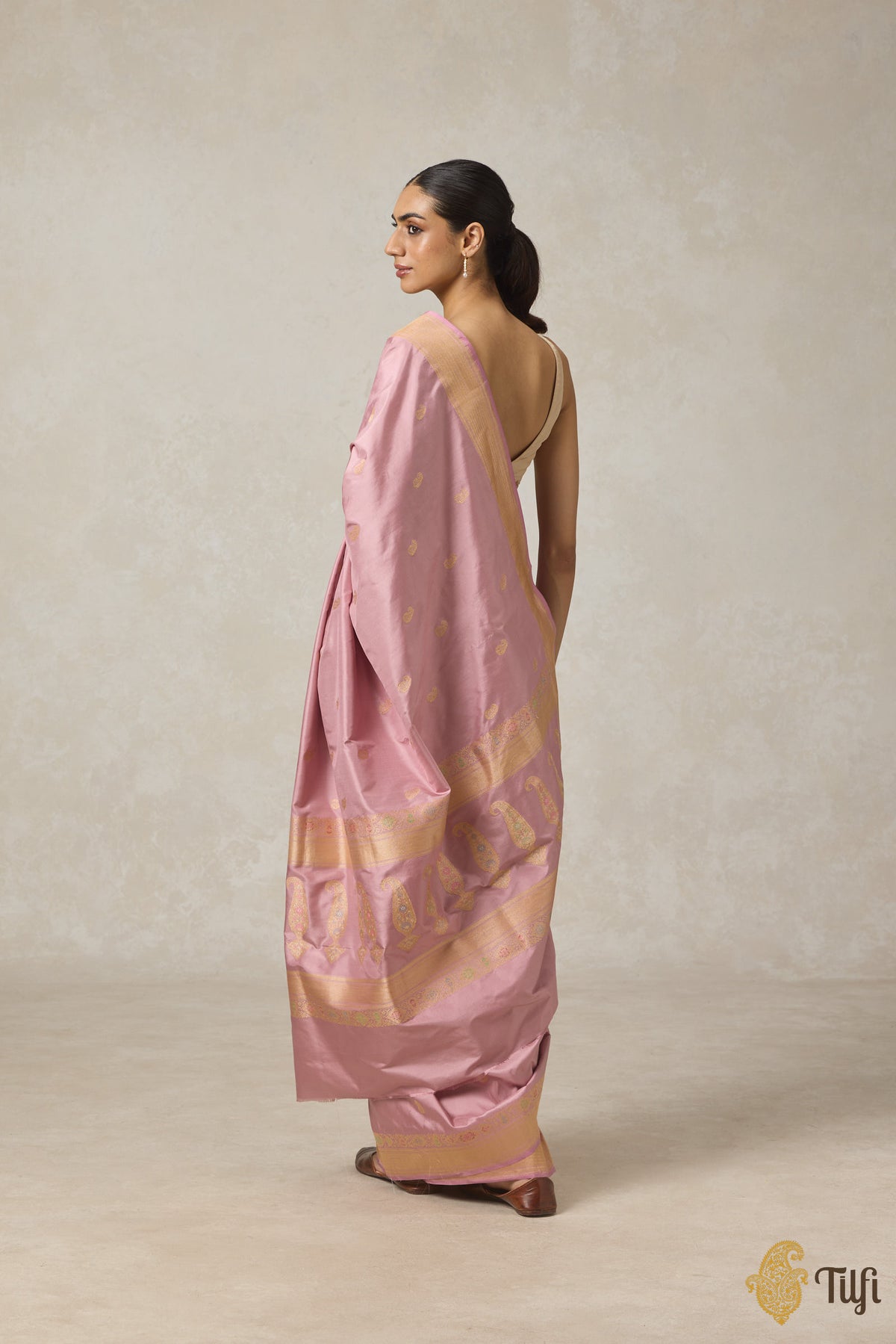 &#39;Rukmini&#39; Rose Pink Pure Katan Silk Banarasi Handloom Saree