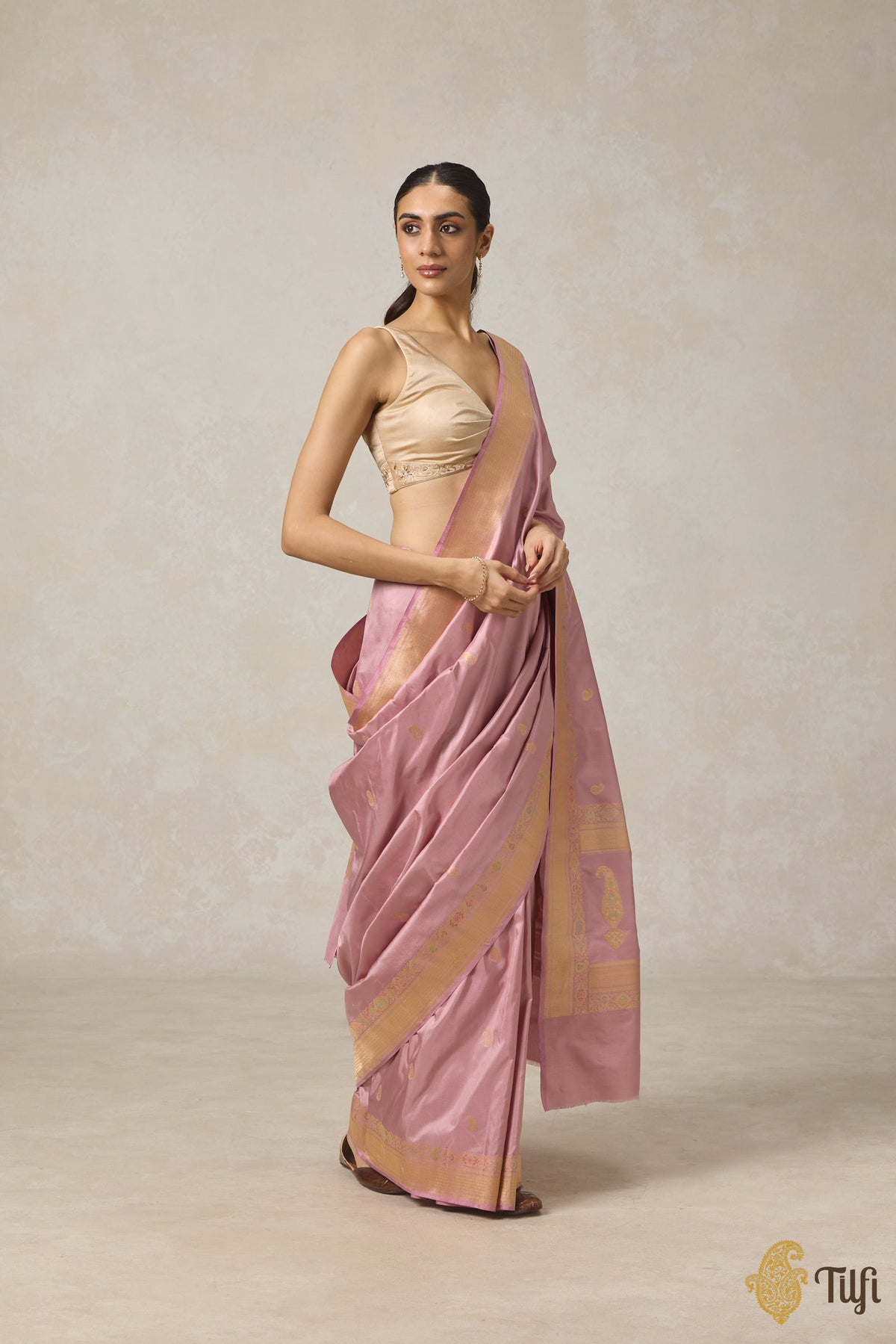 &#39;Rukmini&#39; Rose Pink Pure Katan Silk Banarasi Handloom Saree