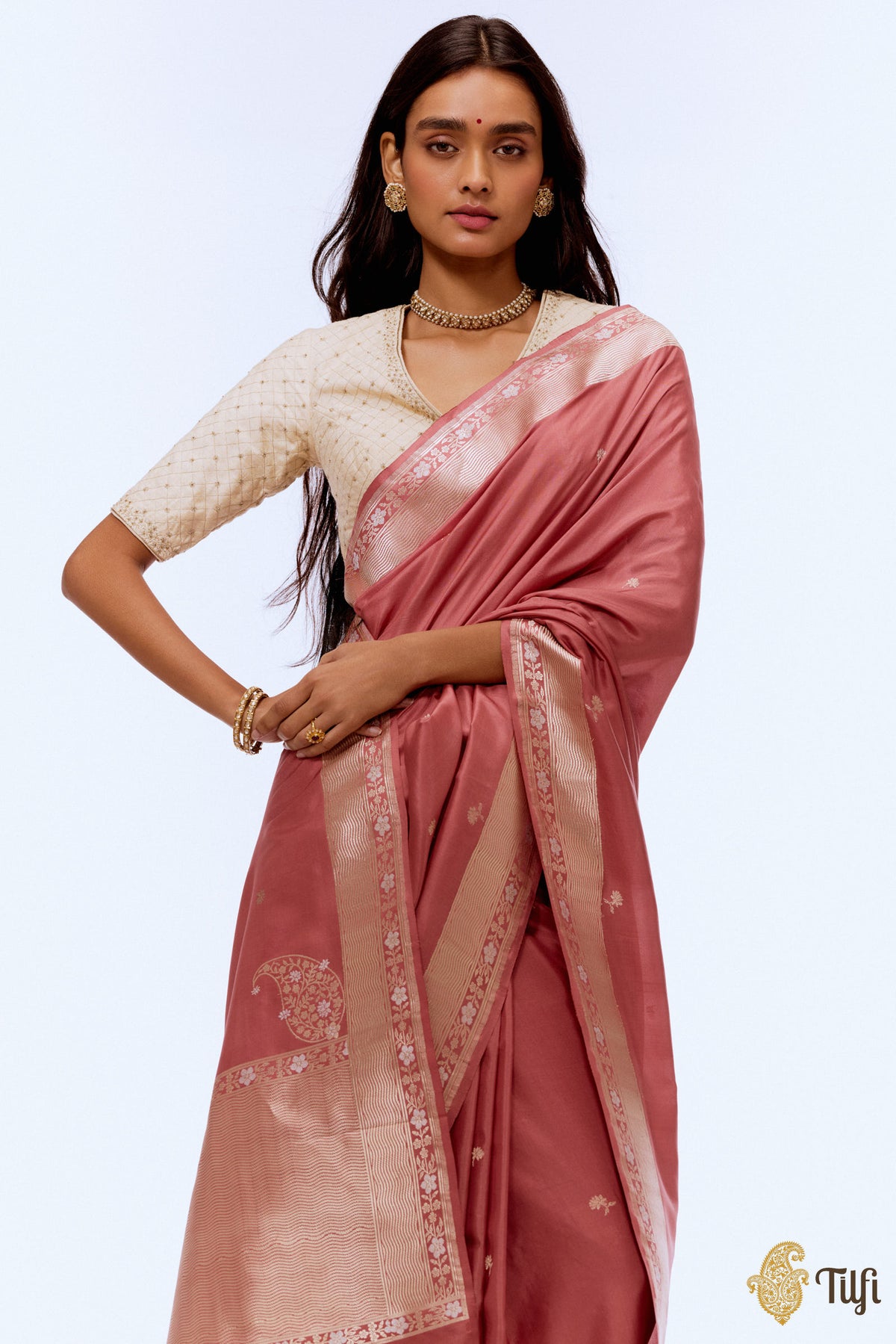 &#39;Komal Abhisar&#39; Old Rose Pink Pure Katan Silk Banarasi Handloom Saree