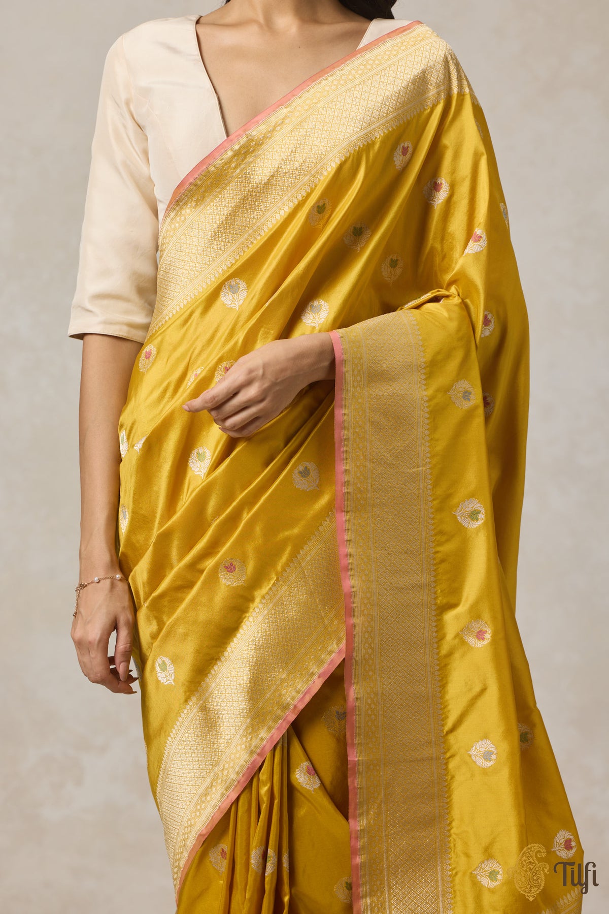 Mustard Yellow Pure Katan Silk Banarasi Handloom Saree