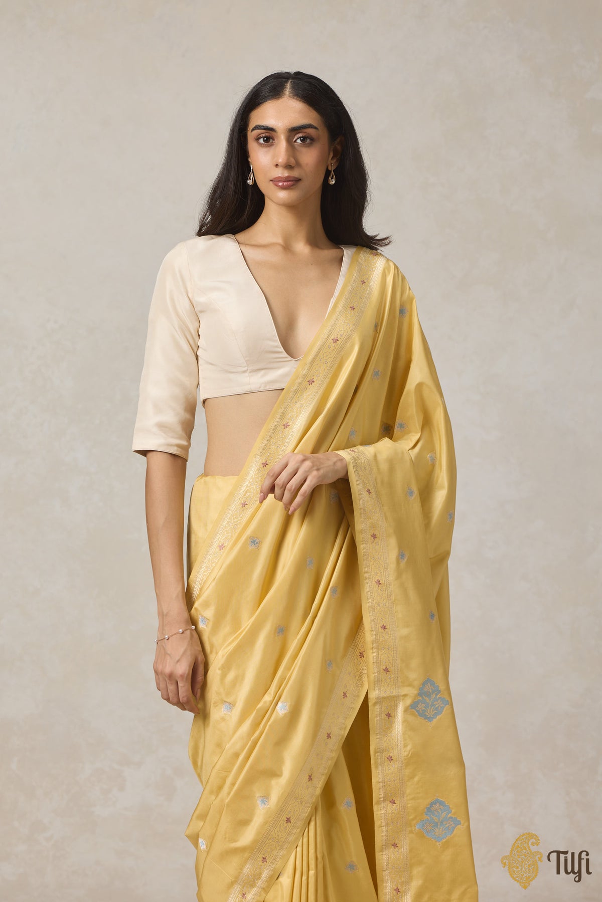 &#39;Shanta&#39; Pastel Yellow Pure Katan Silk Banarasi Handloom Saree