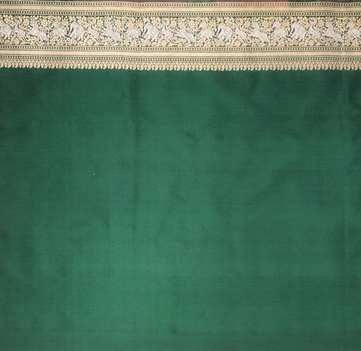 Bottle Green-Red Pure Katan Silk Banarasi Kadiyal Handloom Saree