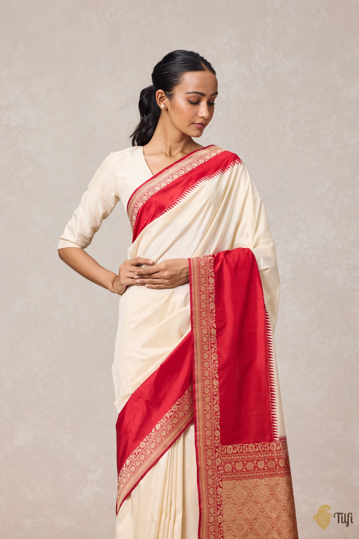 Off-White-Red Pure Katan Silk Banarasi Handloom Saree