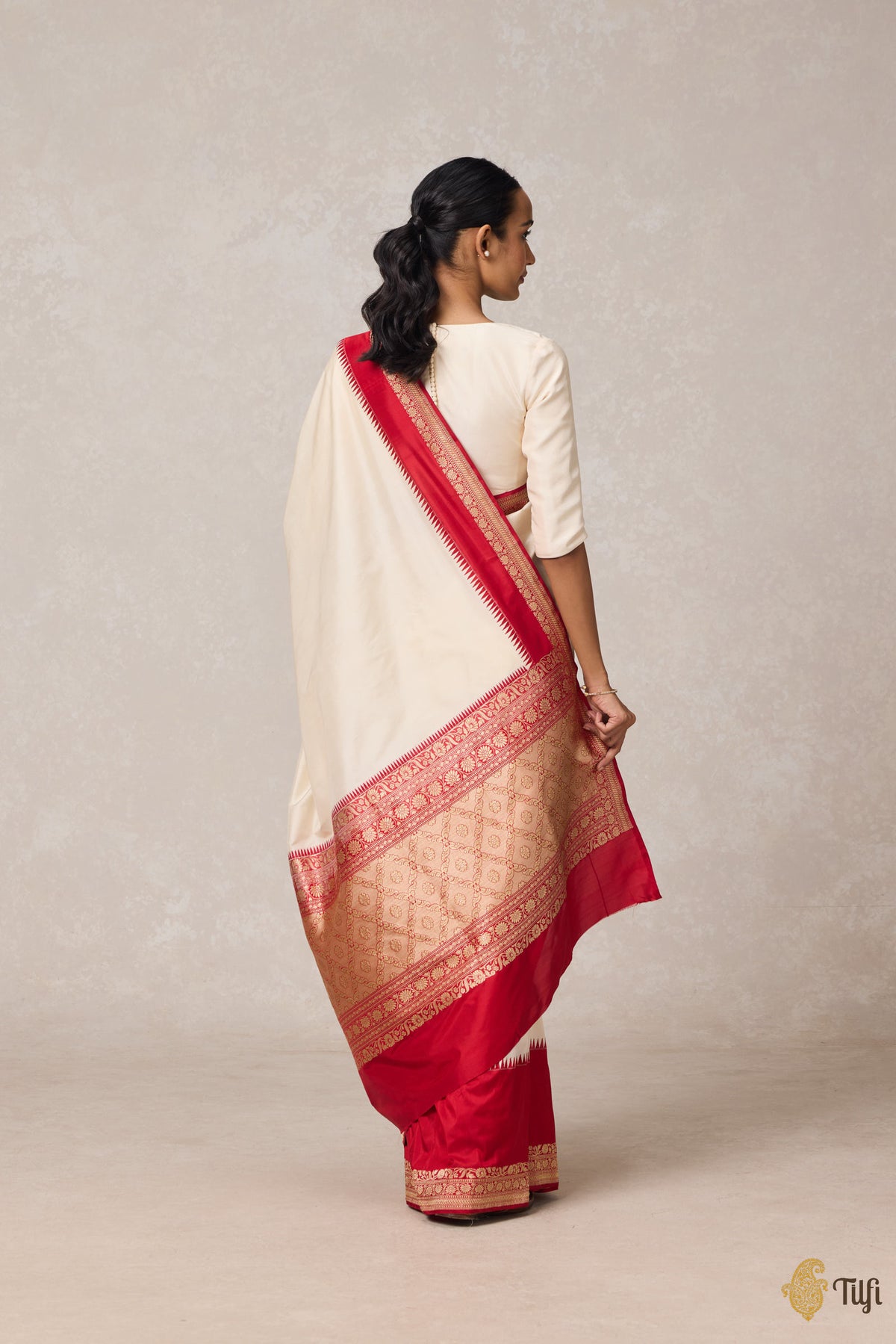 Off-White-Red Pure Katan Silk Banarasi Handloom Saree