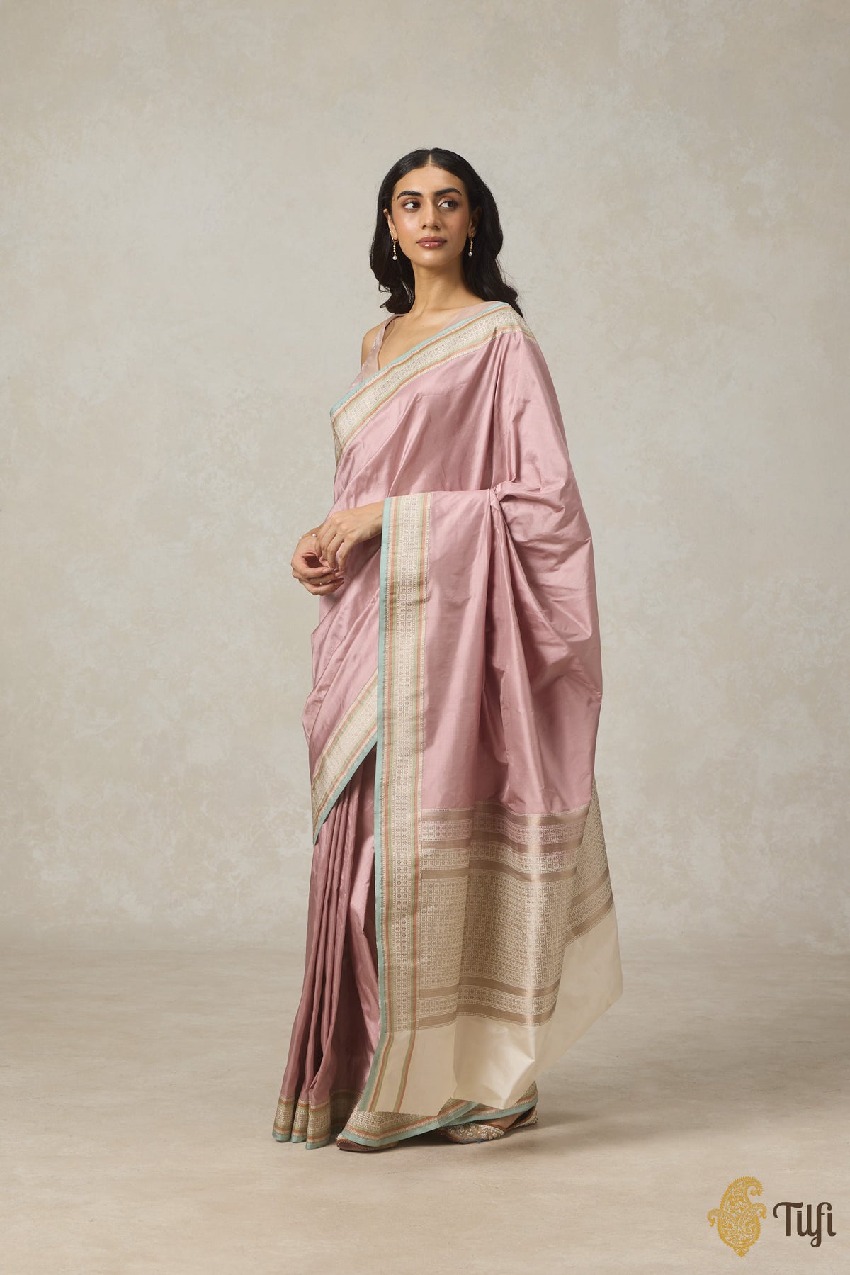 Pastel Pink Pure Katan Silk Banarasi Kadiyal Handloom Saree