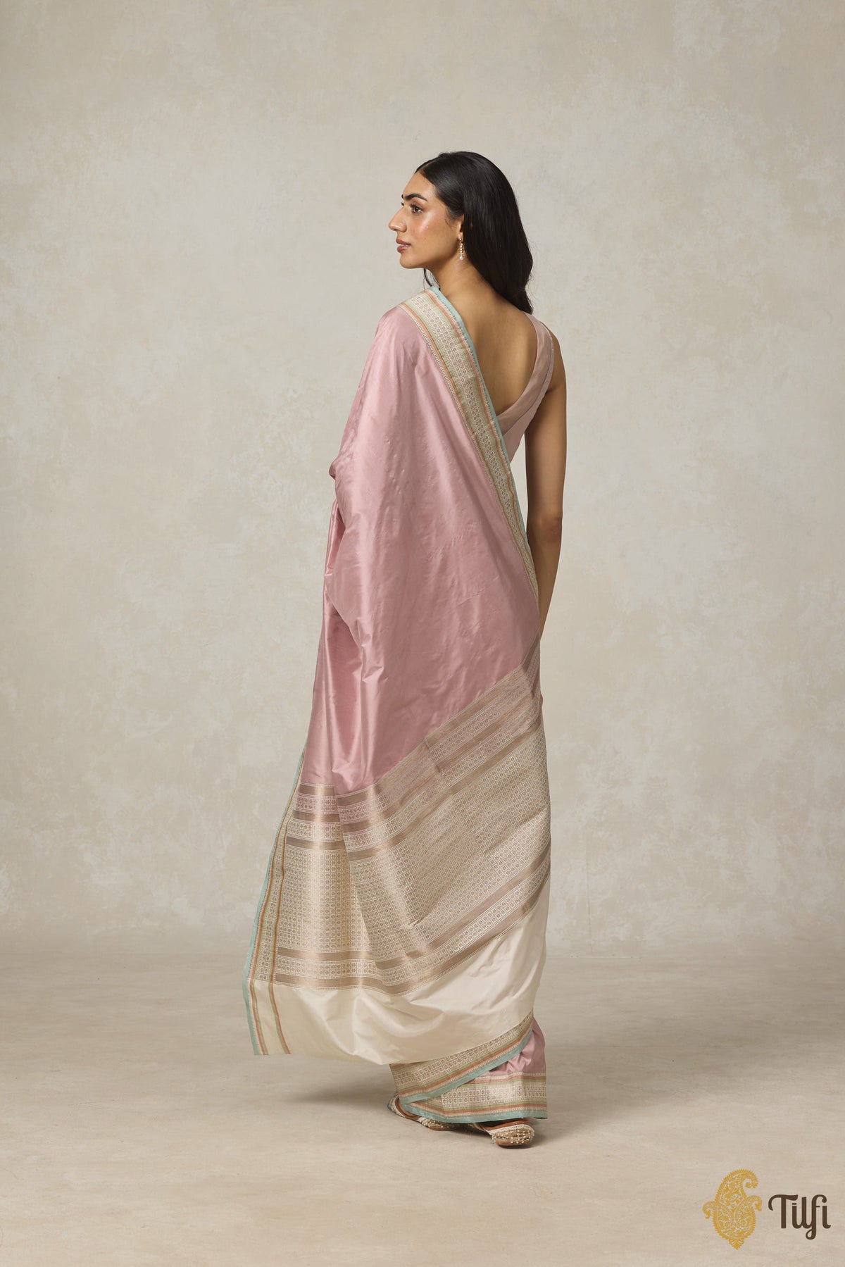 Pastel Pink Pure Katan Silk Banarasi Kadiyal Handloom Saree