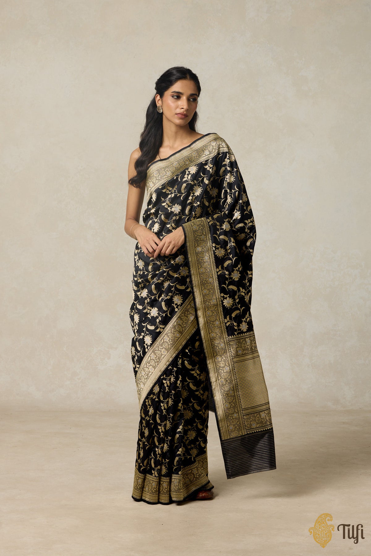 &#39;Ashwini&#39; Black Pure Katan Silk Banarasi Handloom Saree