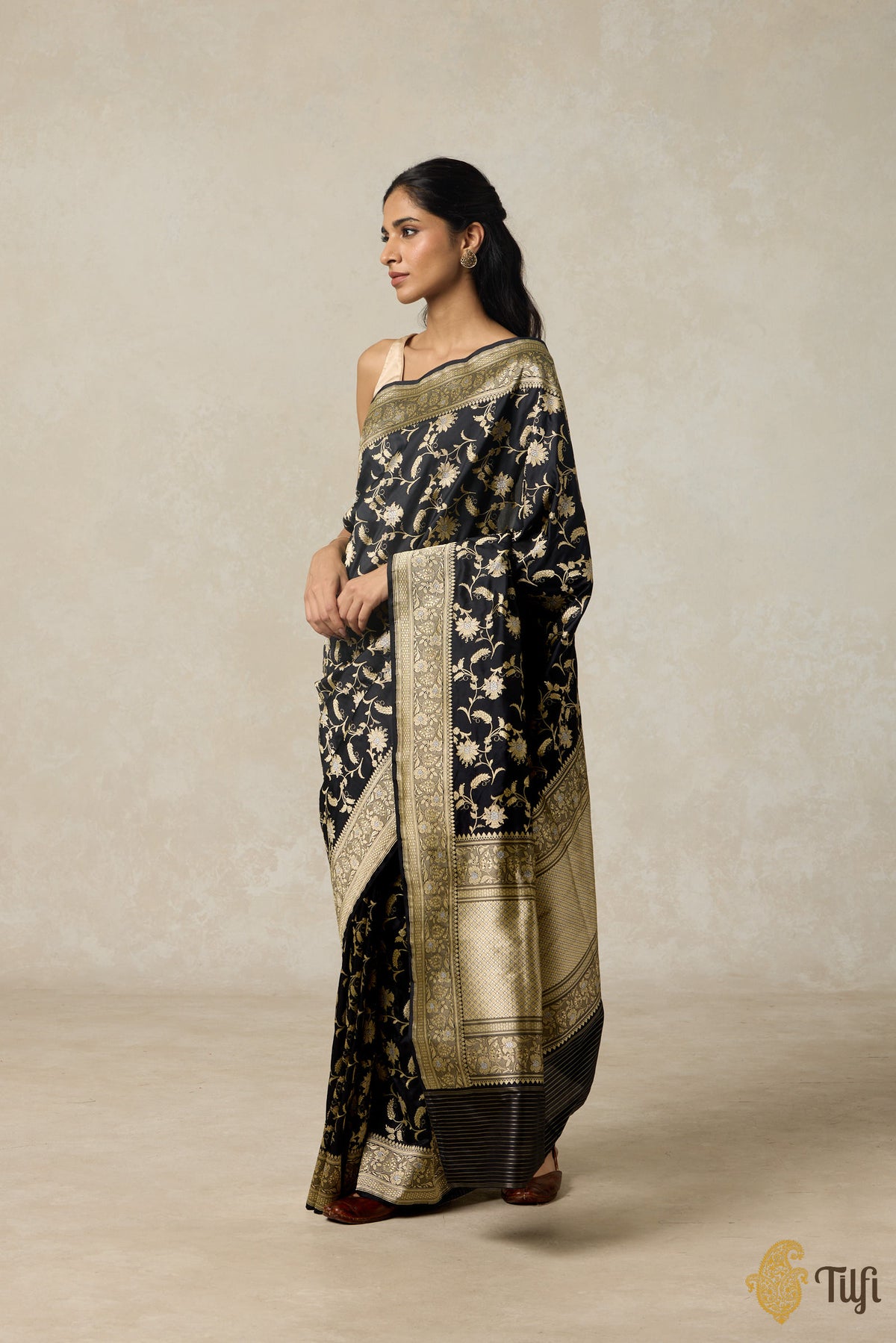 &#39;Ashwini&#39; Black Pure Katan Silk Banarasi Handloom Saree