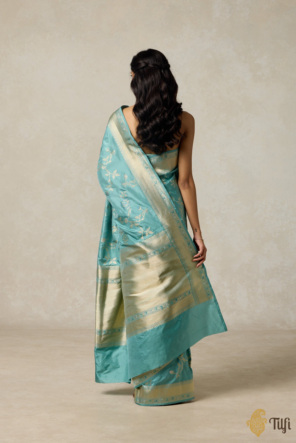 Powder Blue Pure Katan Silk Banarasi Handloom Saree